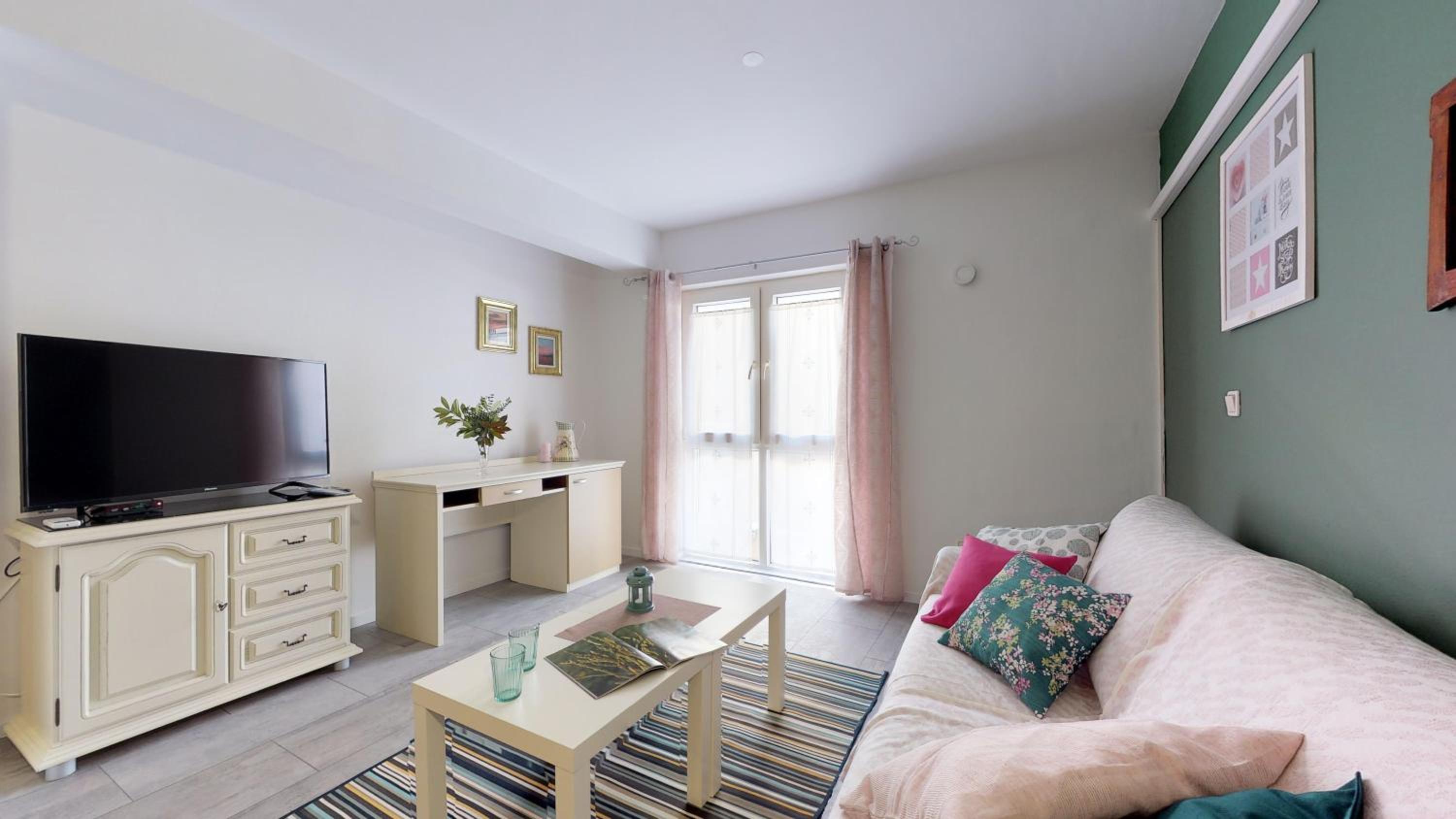 Superior Apartment