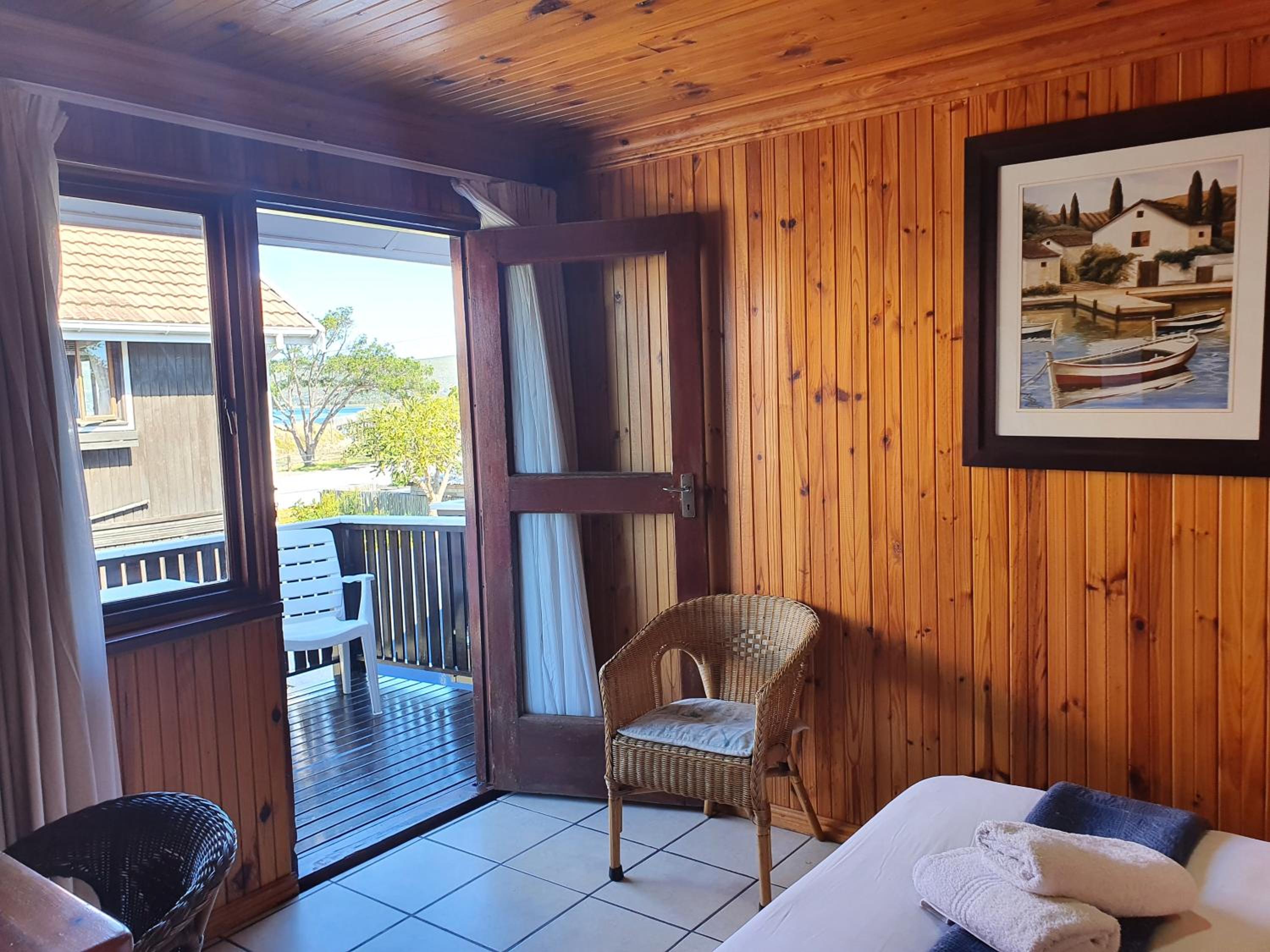 Budget Double Room - Photo 4