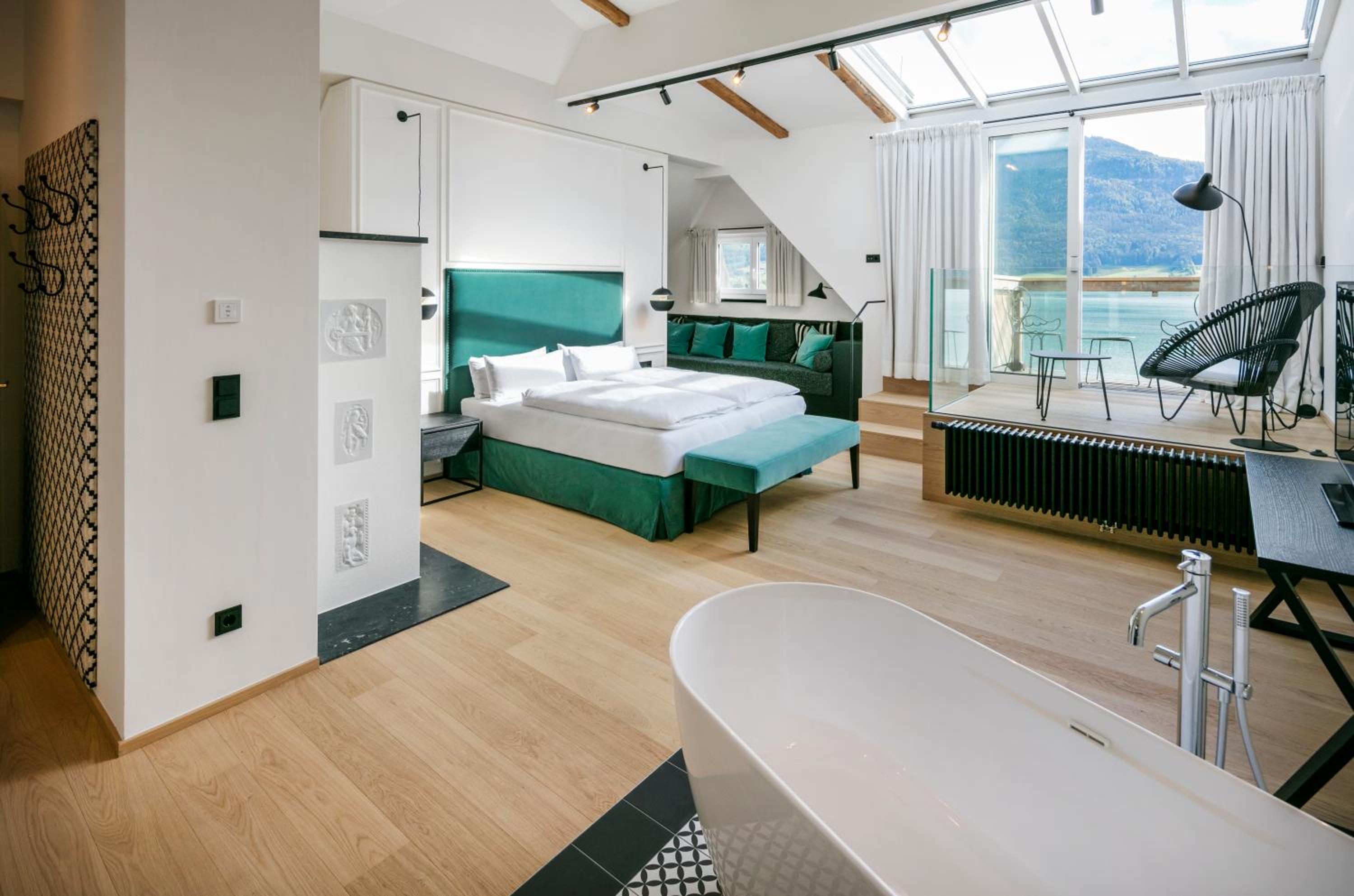 Suite with Lake View photo 1
