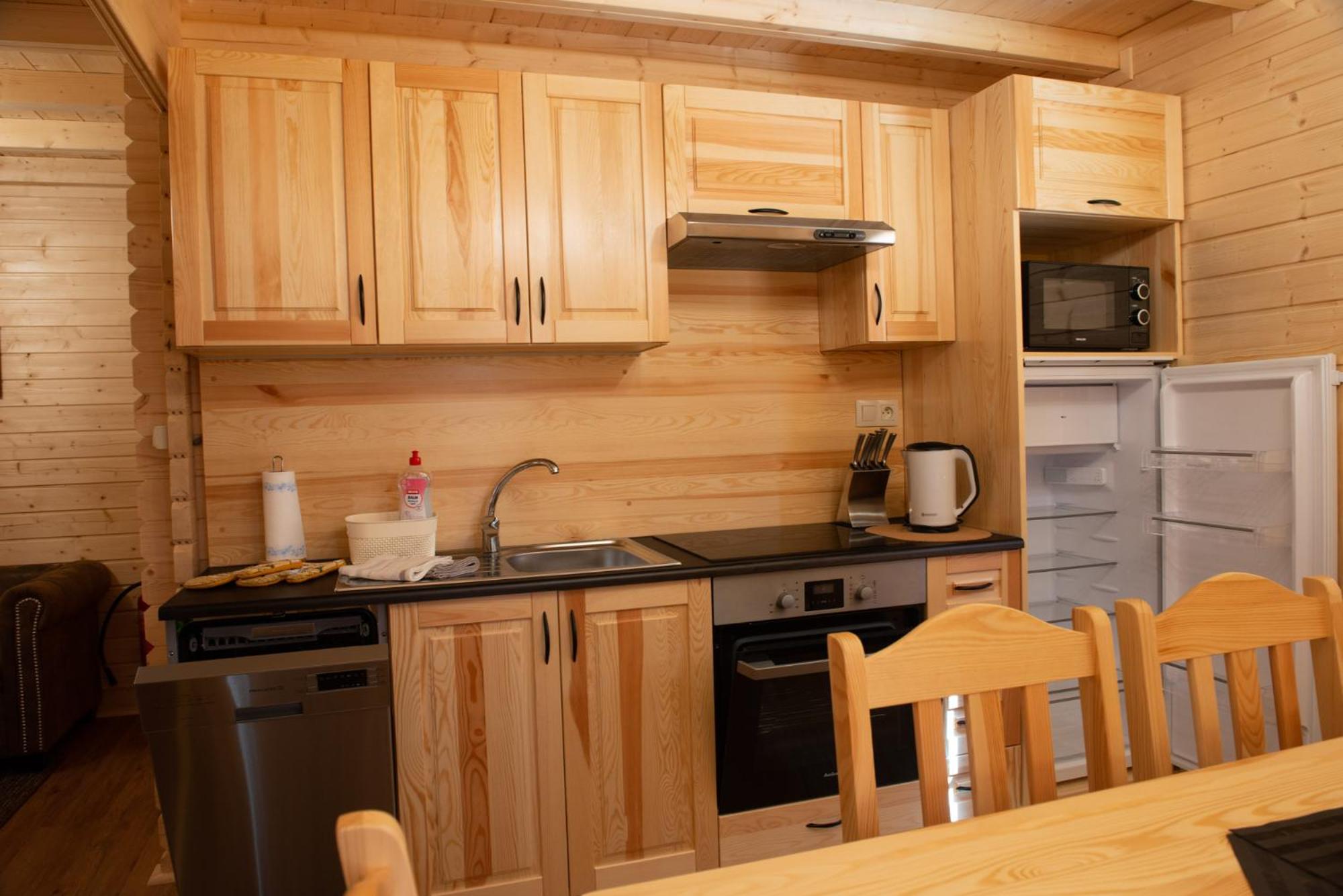 Two-Bedroom House - Photo 22