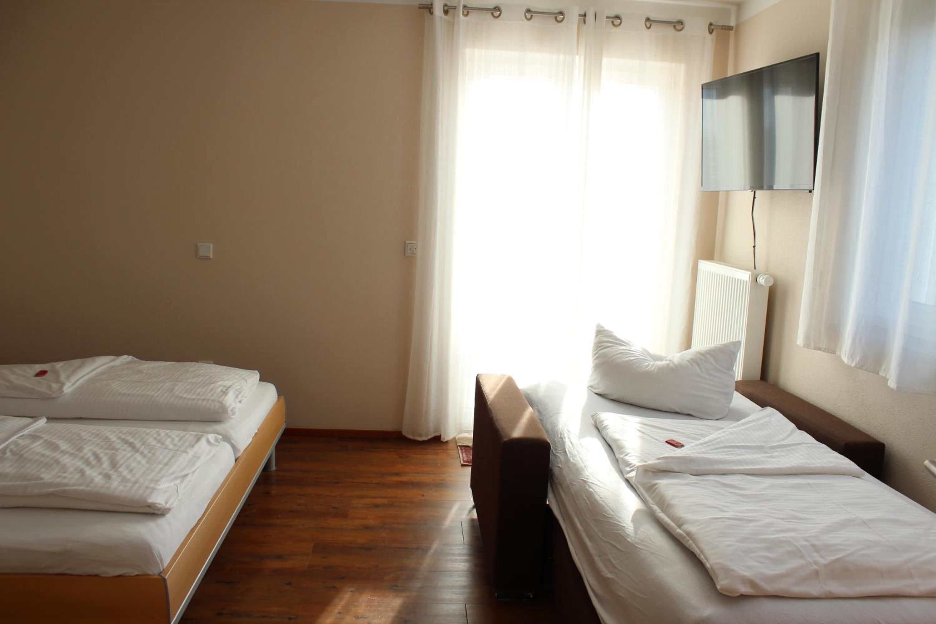 Standard Triple Room photo 3