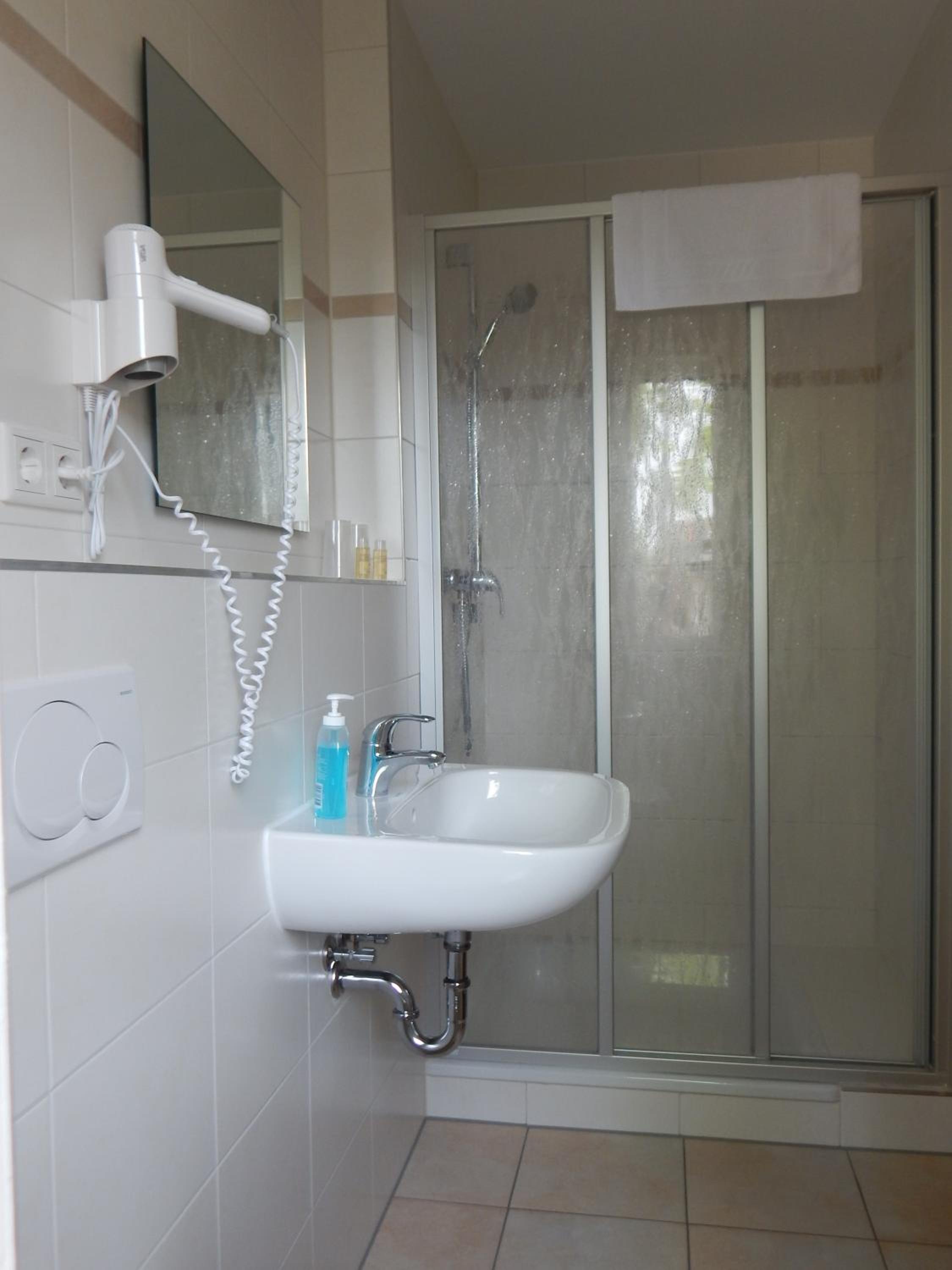 Standard Triple Room photo 2