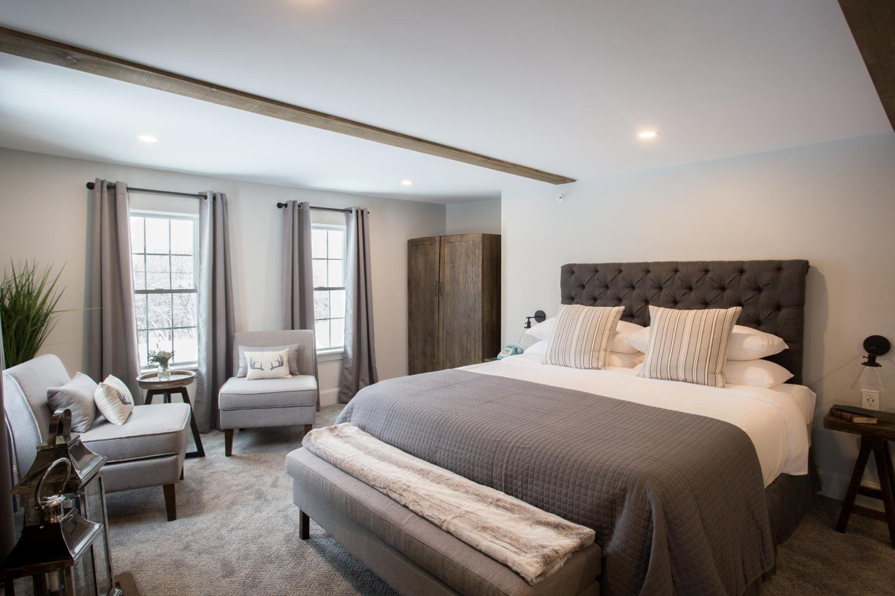 Superior King Suite
