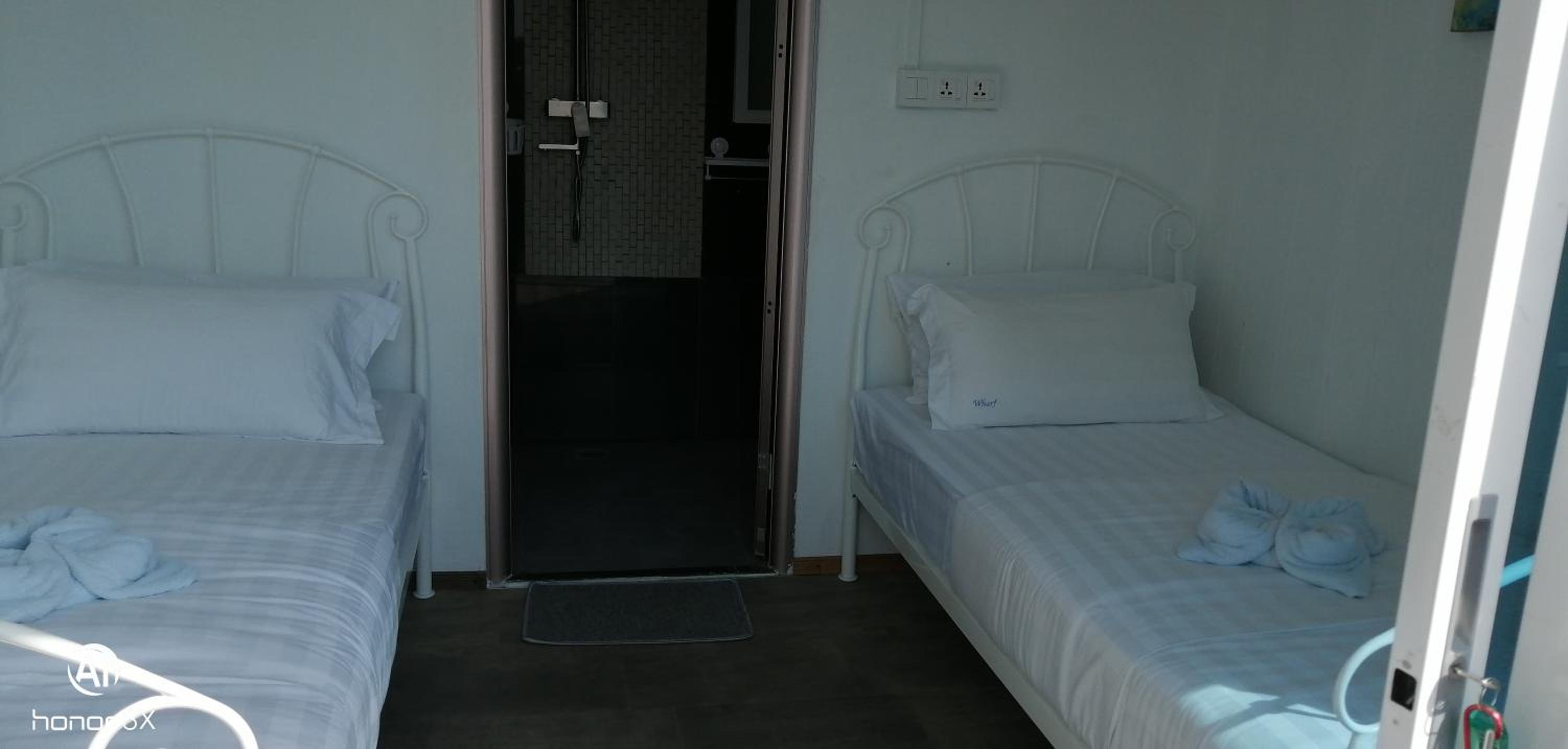 Standard Twin Room photo 1