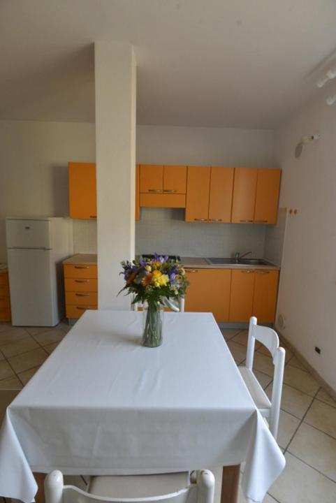 Apartment - Ground Floor photo 3