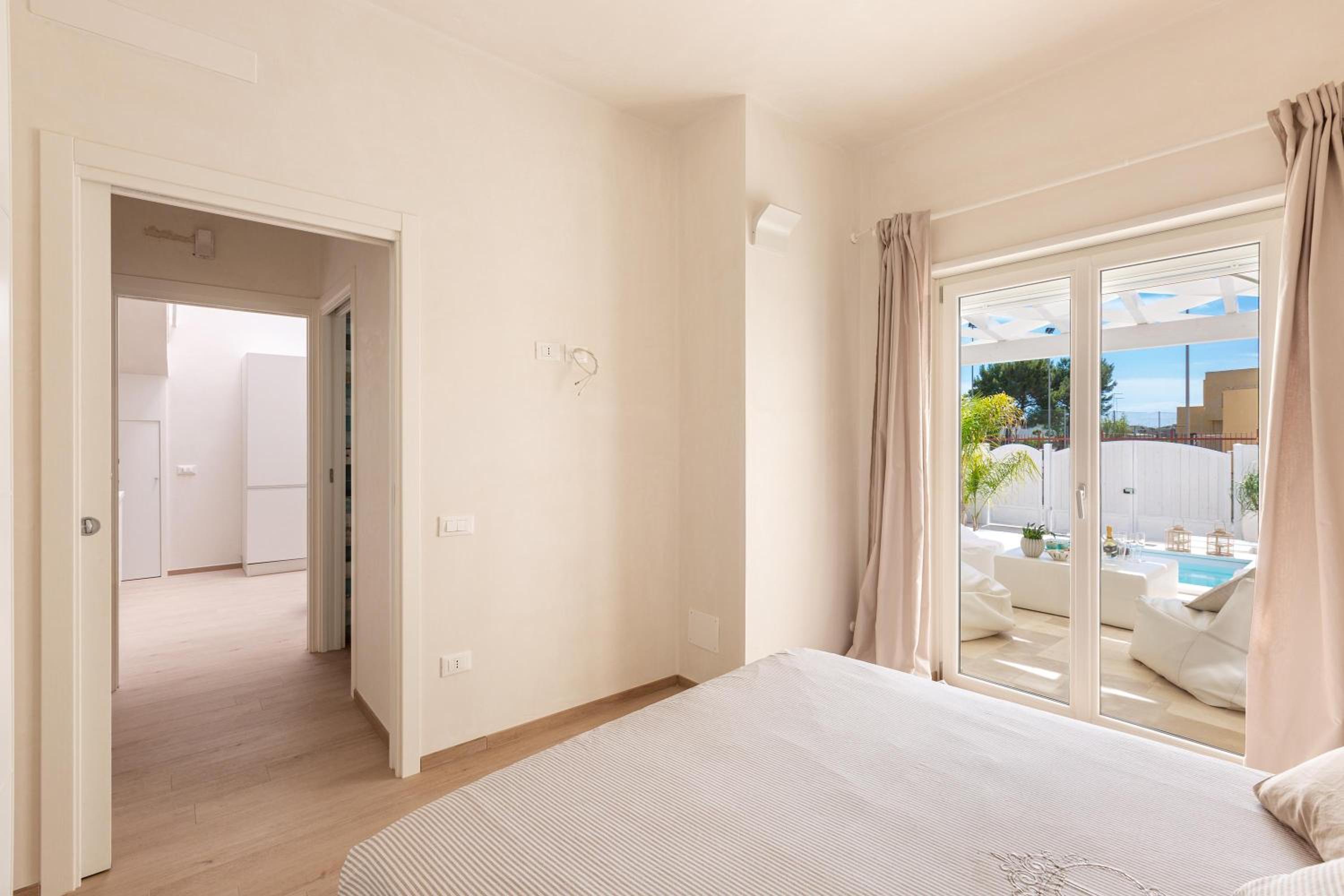 Three-Bedroom Villa photo 1