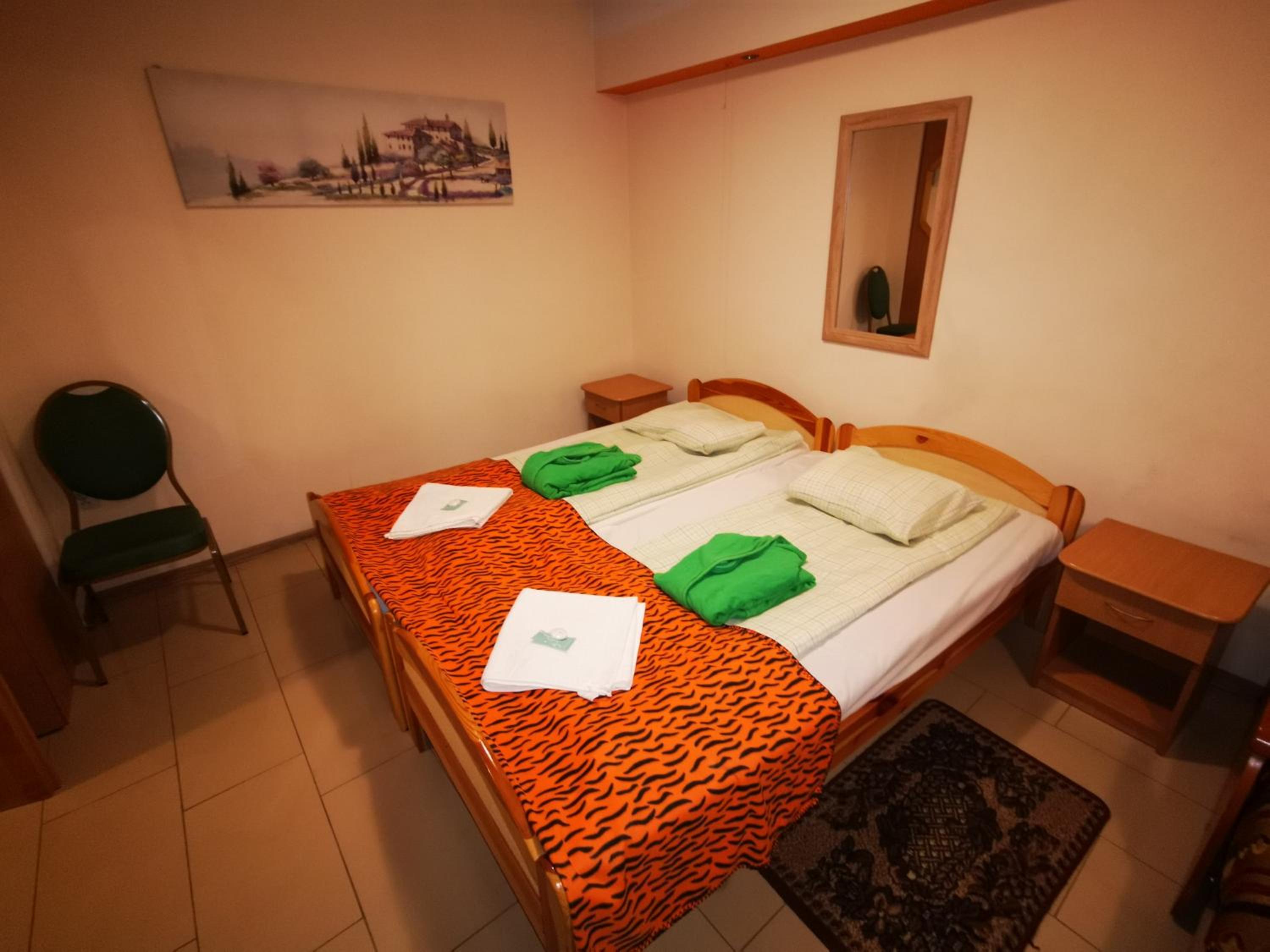 Standard Double or Twin Room photo 2