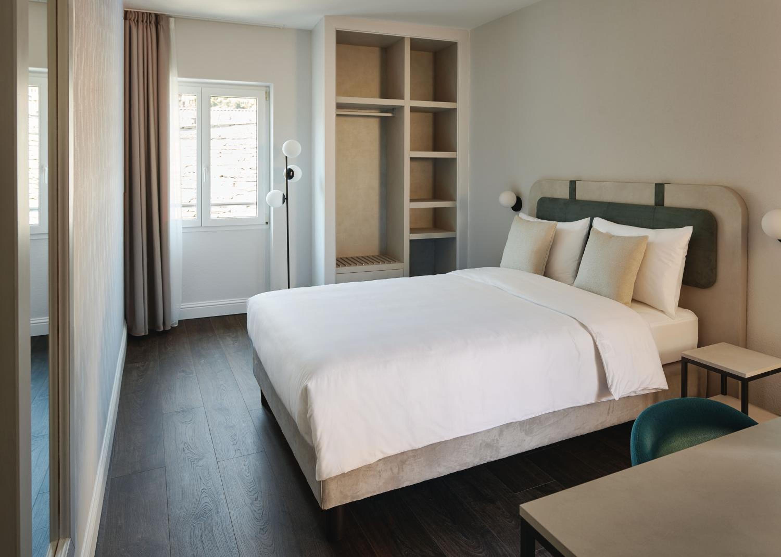 Garden Queen-Double Room - Photo 1