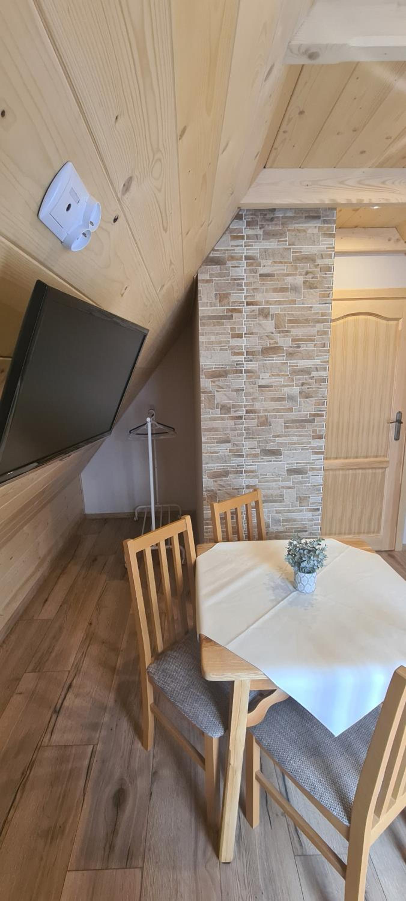 Two-Bedroom Apartment - Photo 4