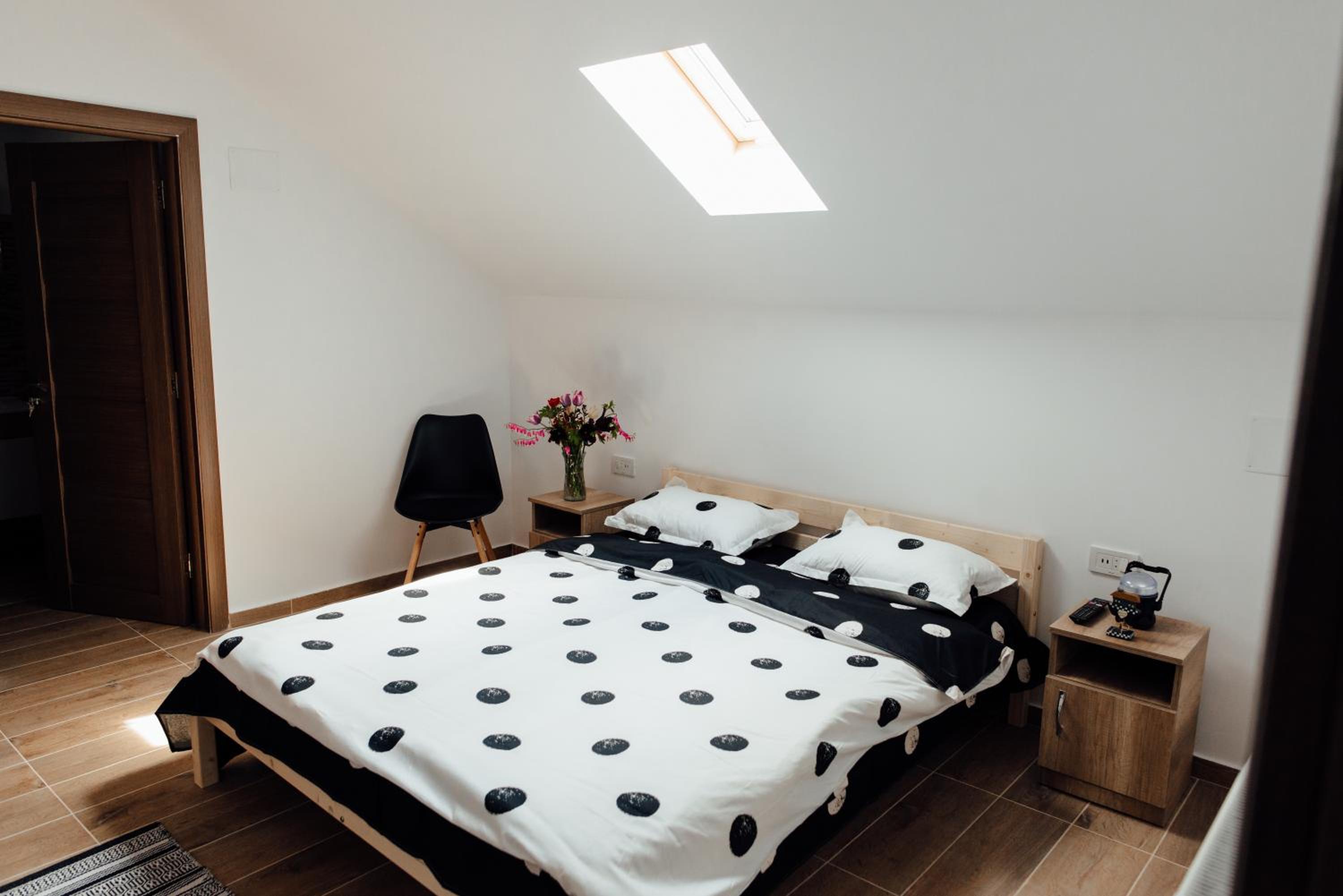 Three-Bedroom Apartment - Photo 15