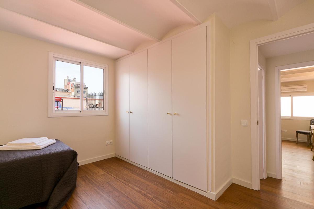 Apartamento de tres habitaciones con terraza - Ático - Passeig de Gràcia, 51