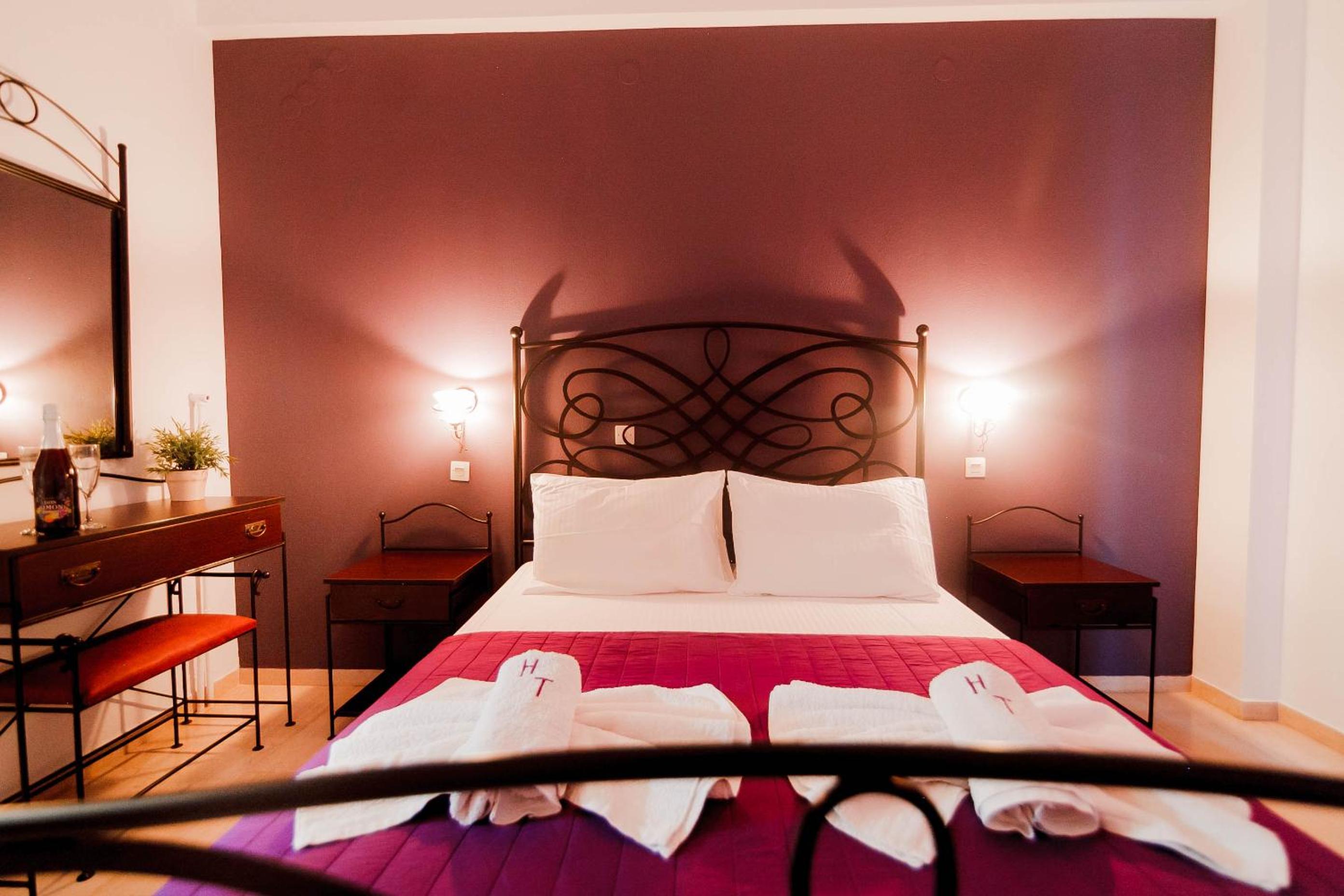 Double or Twin Room photo 2