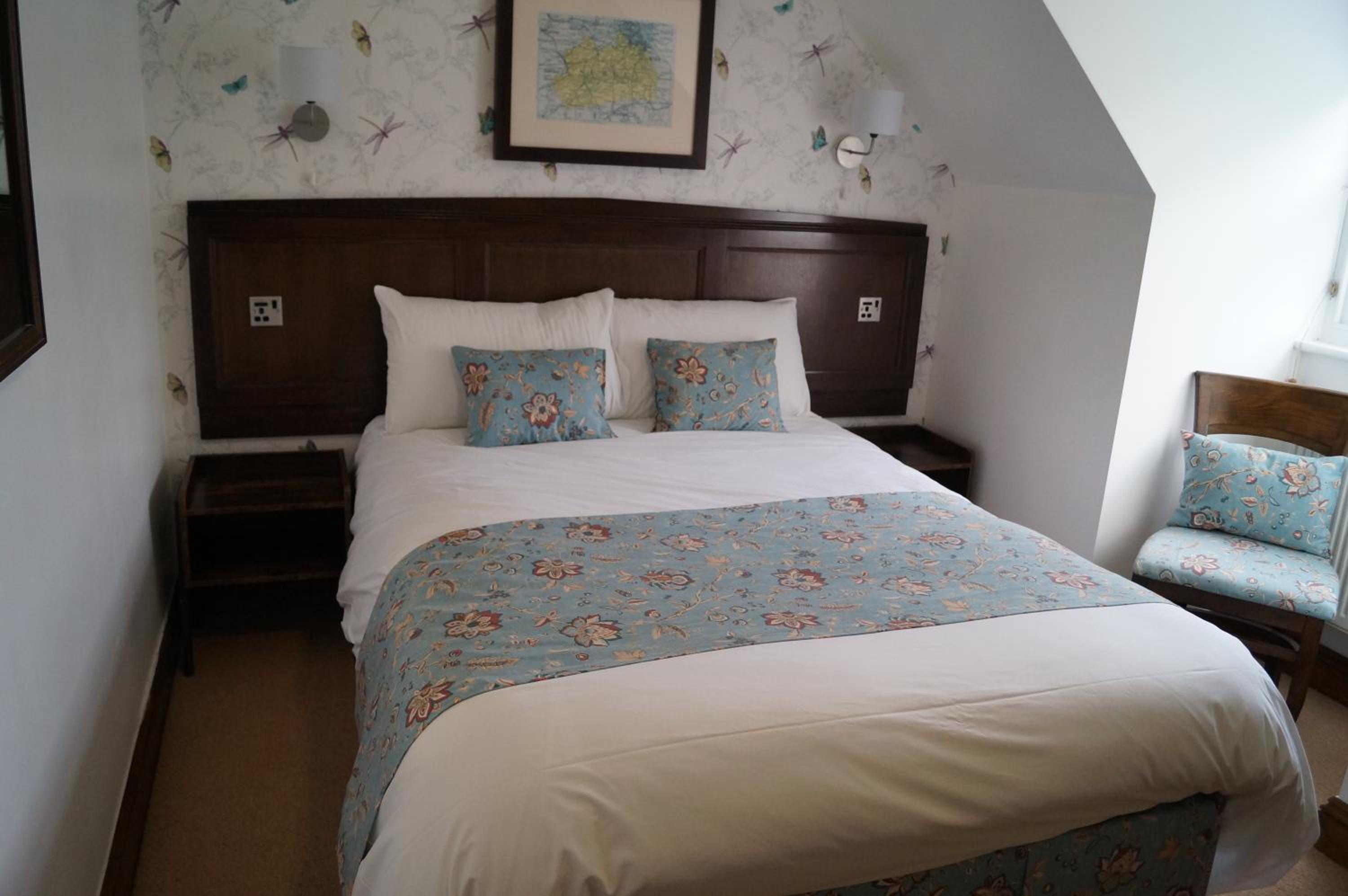 Double Room With Private Bathroom