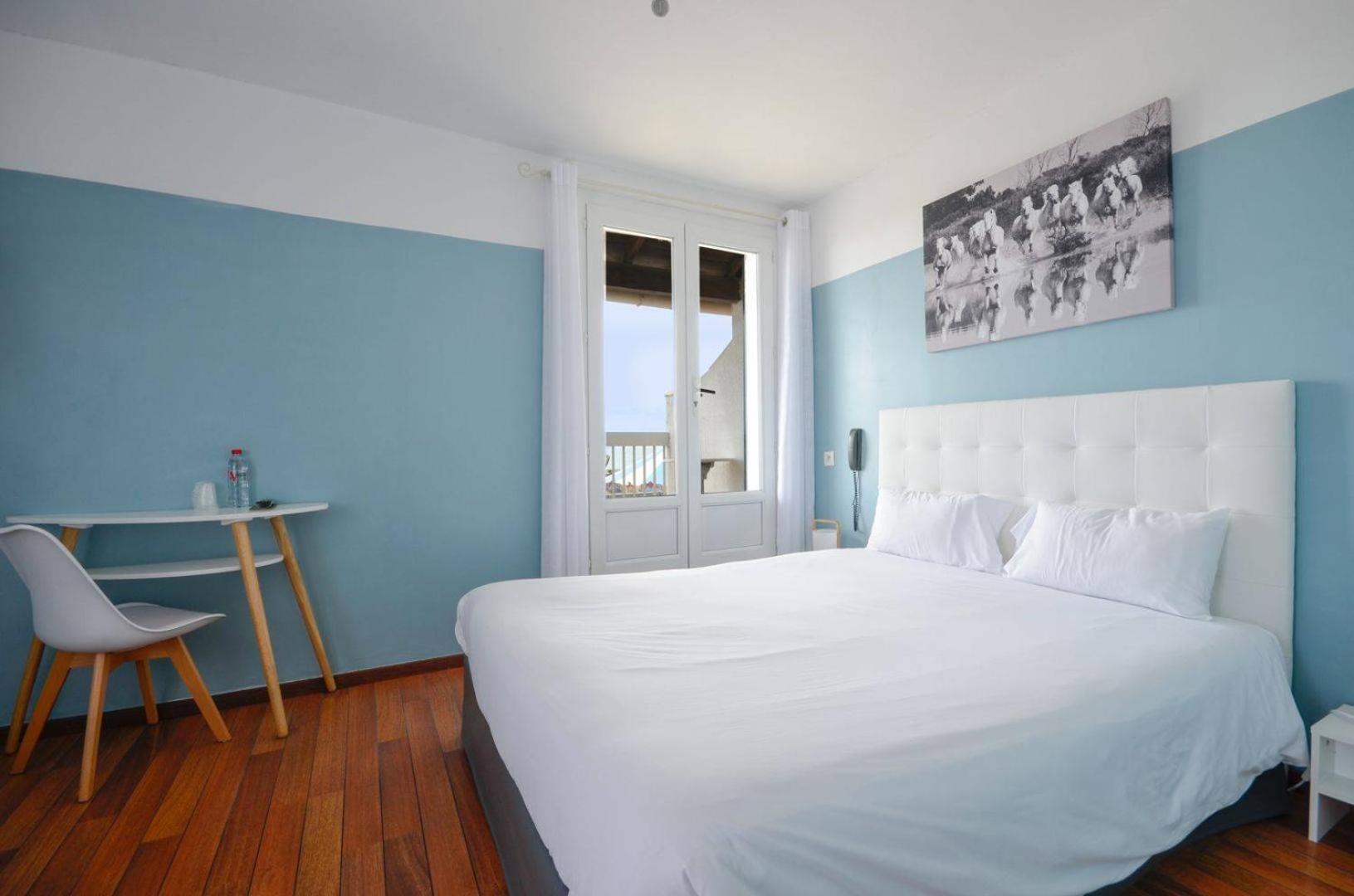 Double Room with Balcony and Sea View