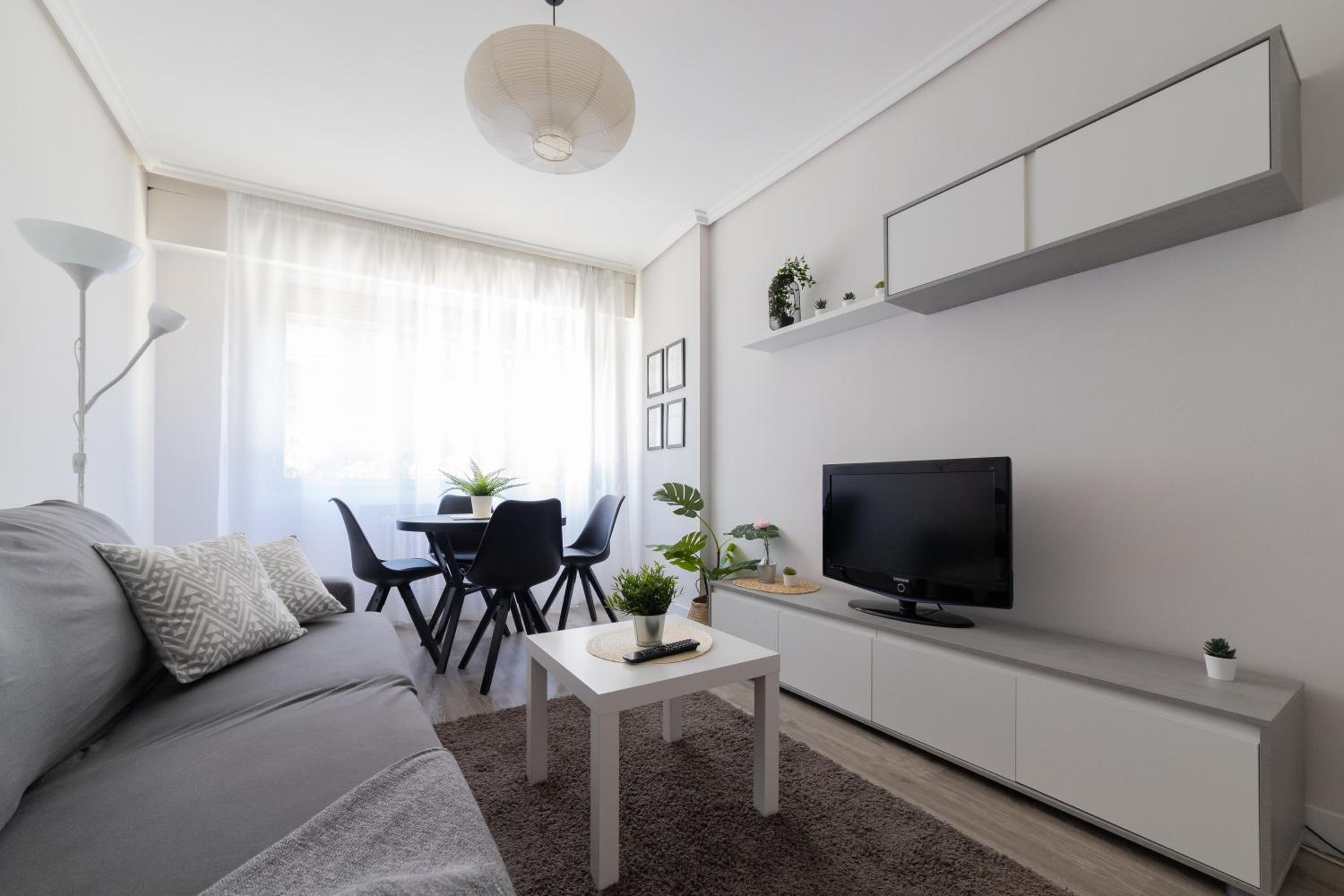 Apartment - Photo 1