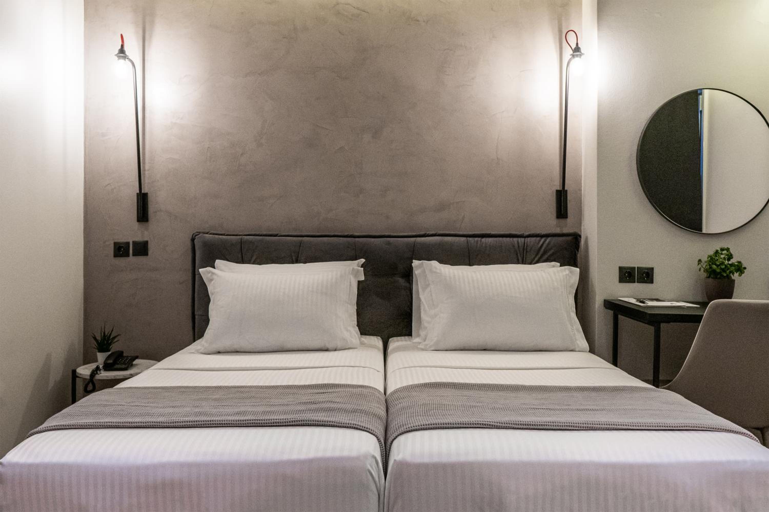 Double or Twin Room photo 2