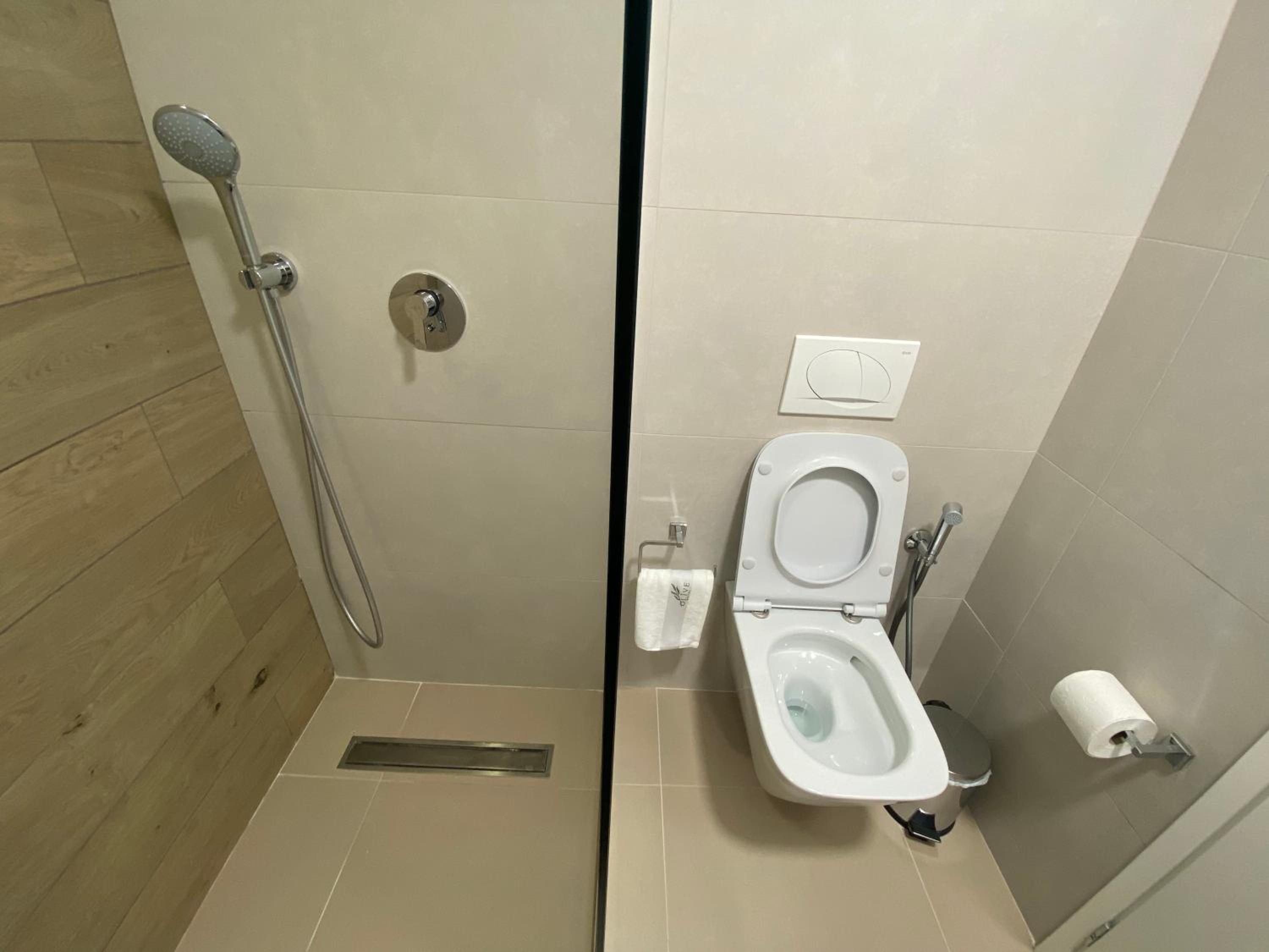 Deluxe Double or Twin Room with Balcony photo 3