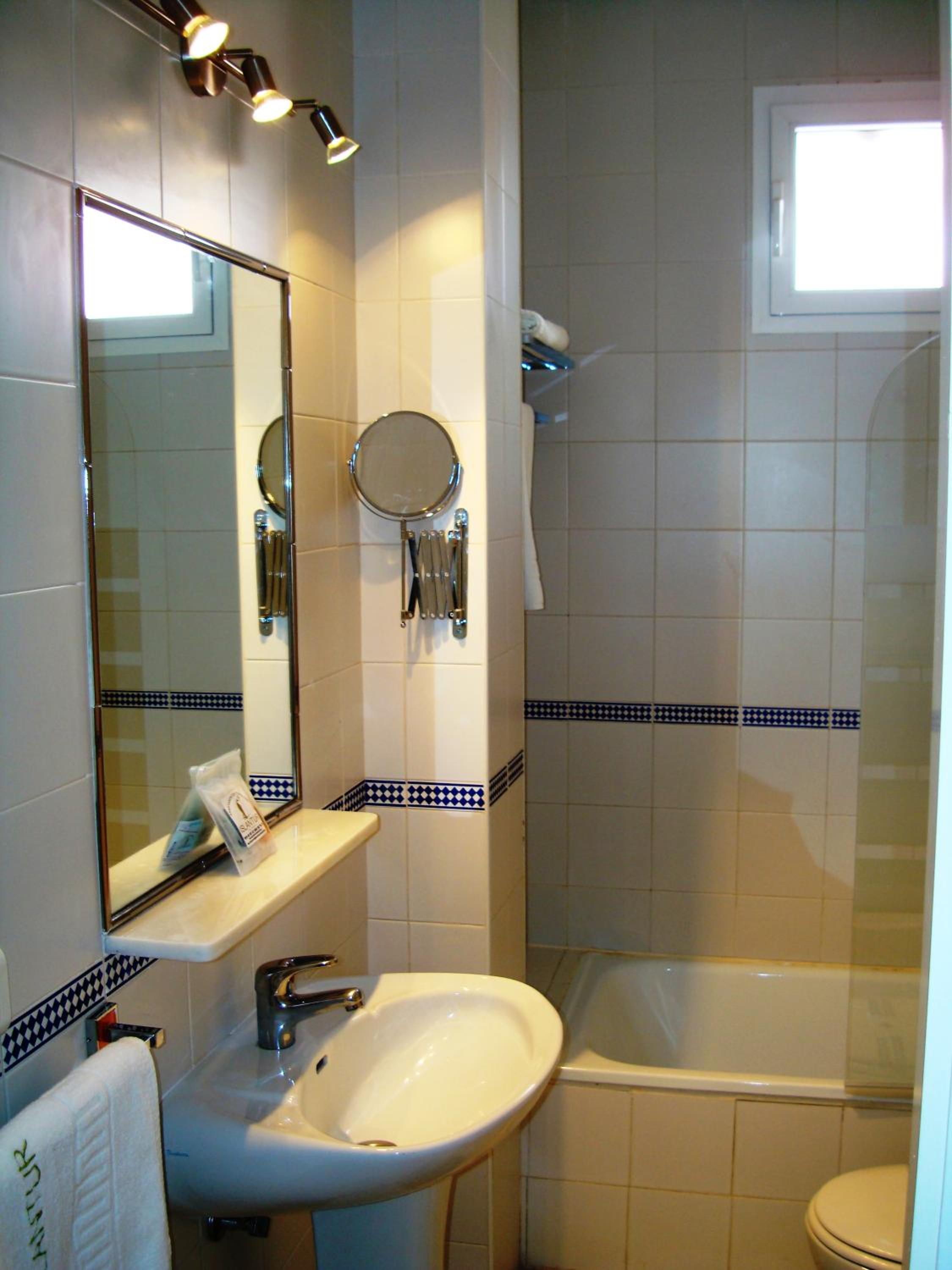 One-Bedroom Apartment (2 Adults) photo 3
