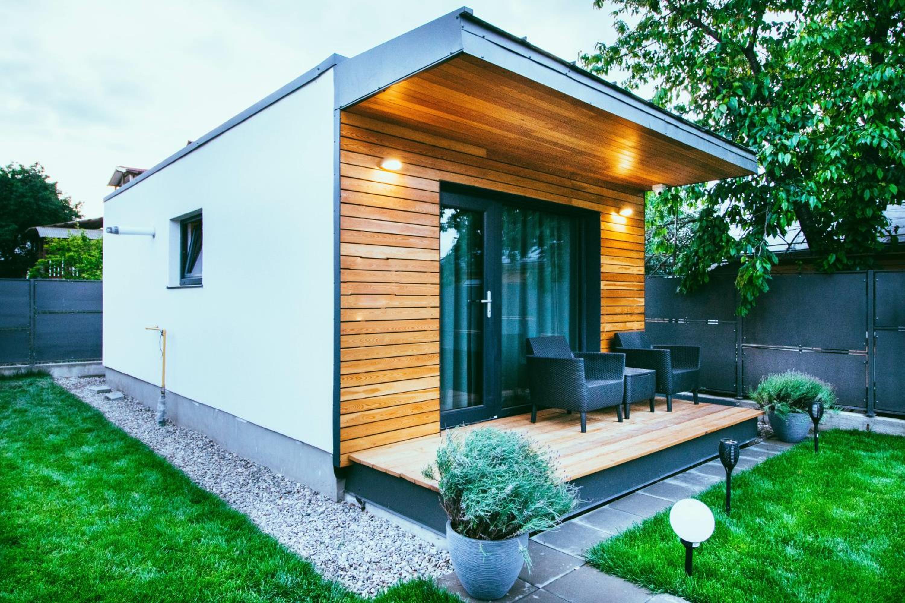 One-Bedroom Bungalow - Photo 15