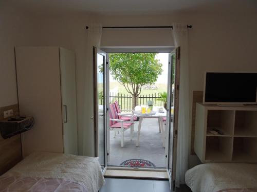 Apartment - Ground Floor photo 3
