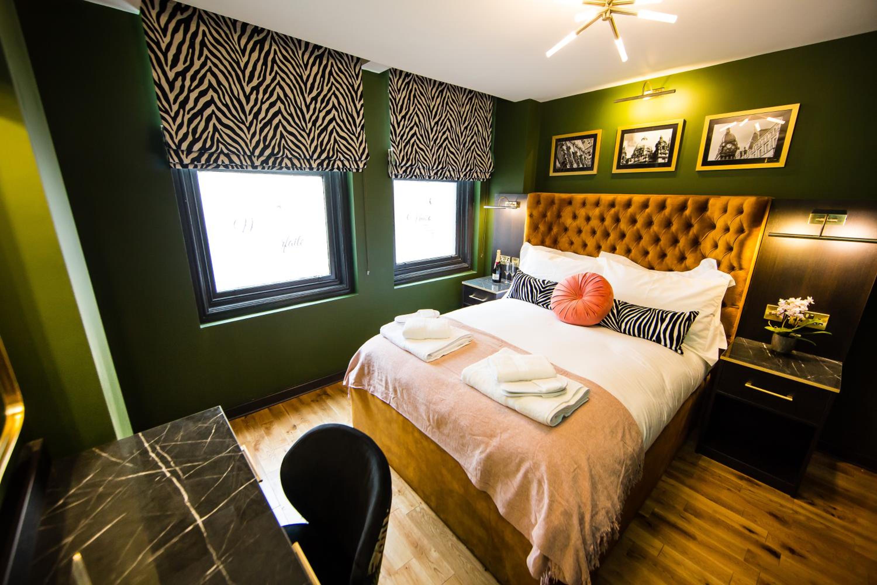 One-Bedroom Apartment - Photo 49