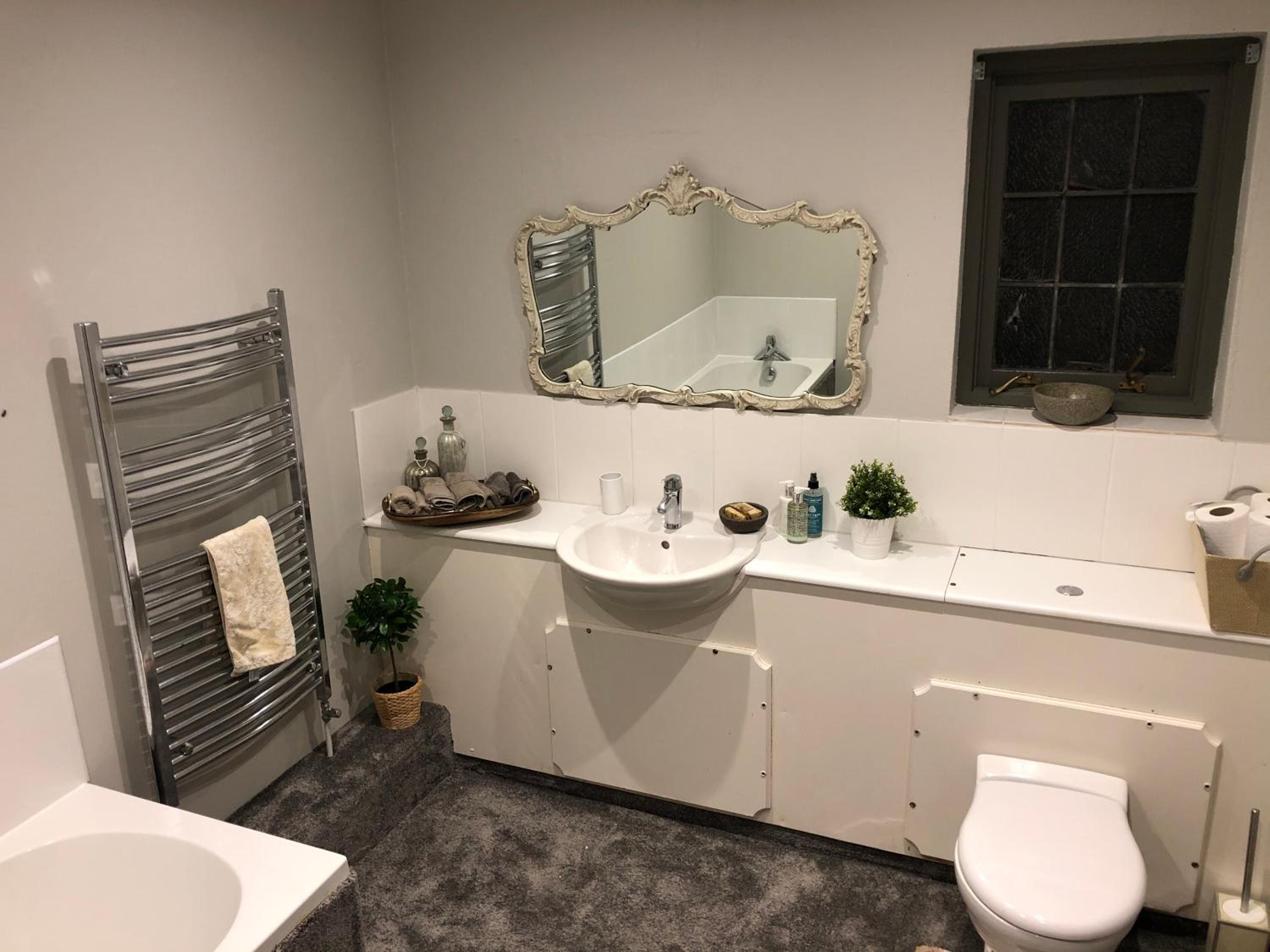 One-Bedroom Apartment - Photo 16