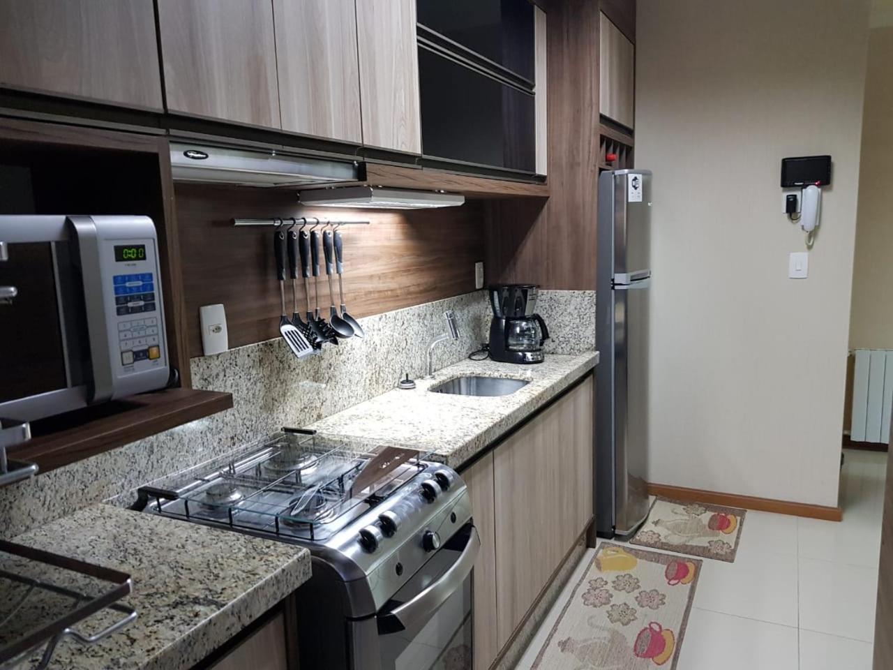 Two-Bedroom Apartment - Photo 21