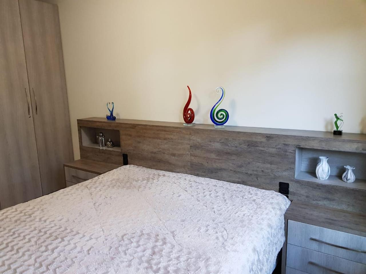 Two-Bedroom Apartment - Photo 8