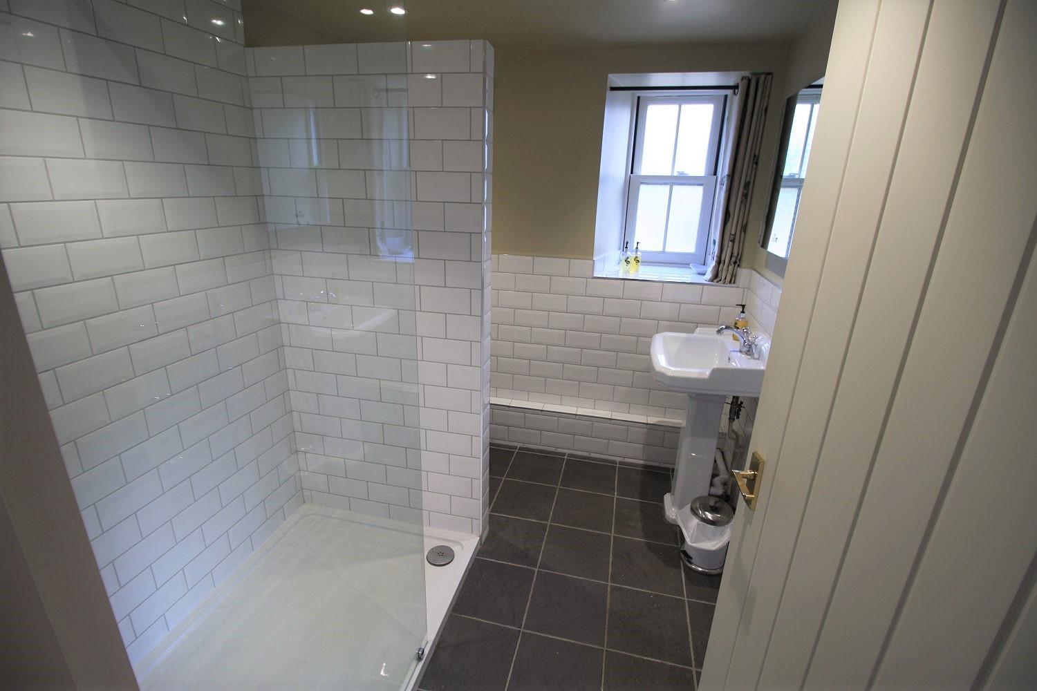 Family Room with Private Bathroom - Photo 12