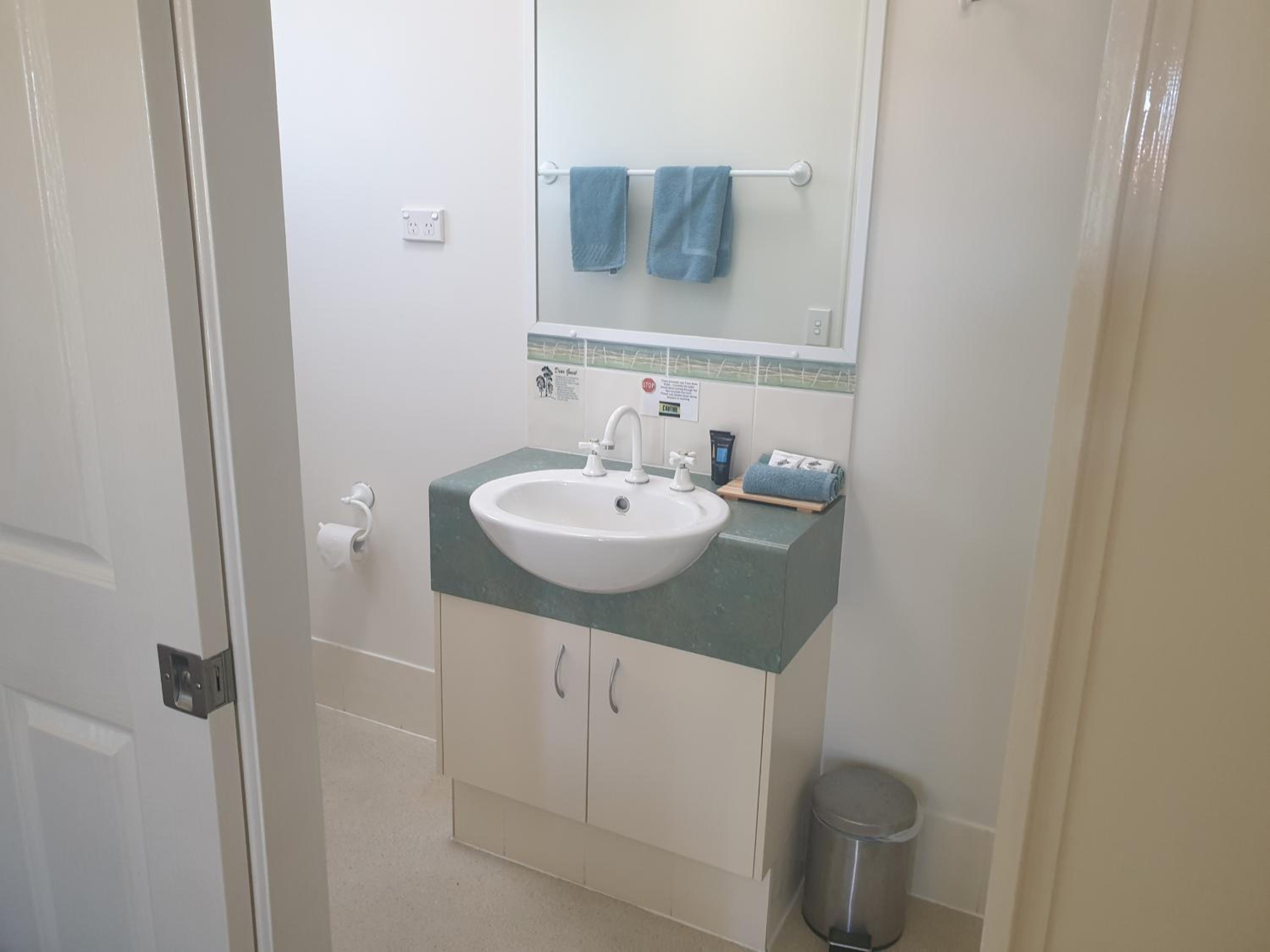 Large Double Room photo 3
