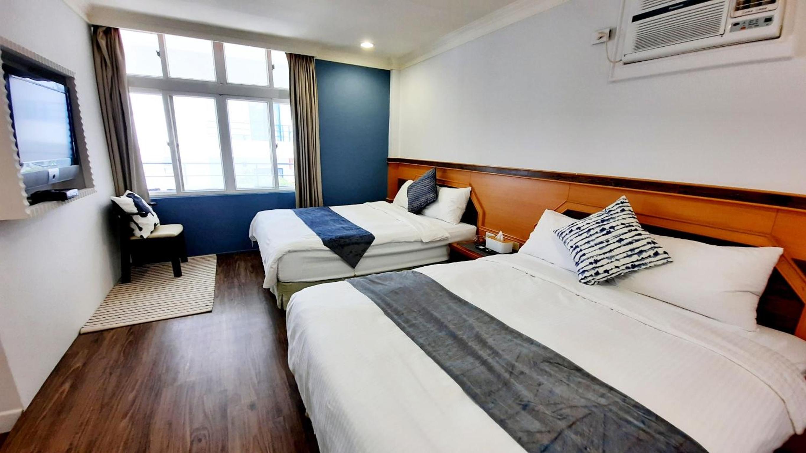 Standard Quadruple Room - Photo 1