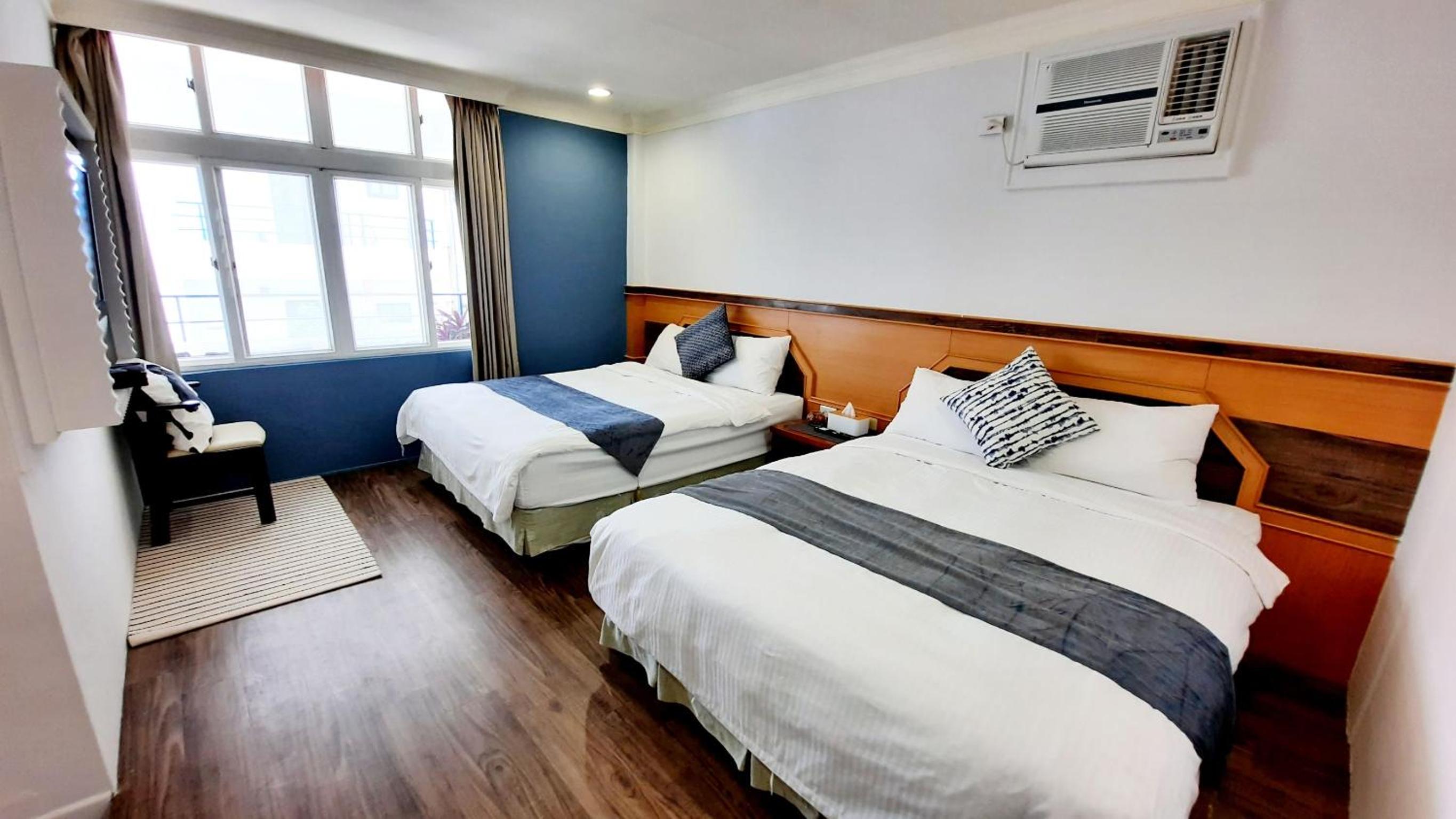 Standard Quadruple Room - Photo 5