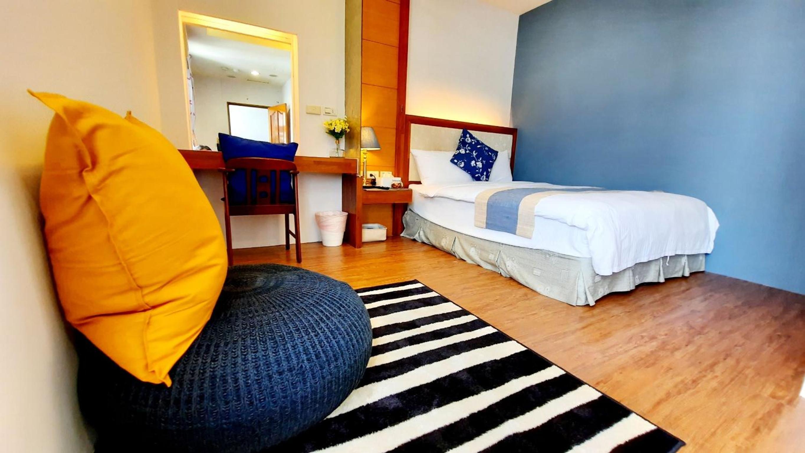 Standard Double Room - Photo 6