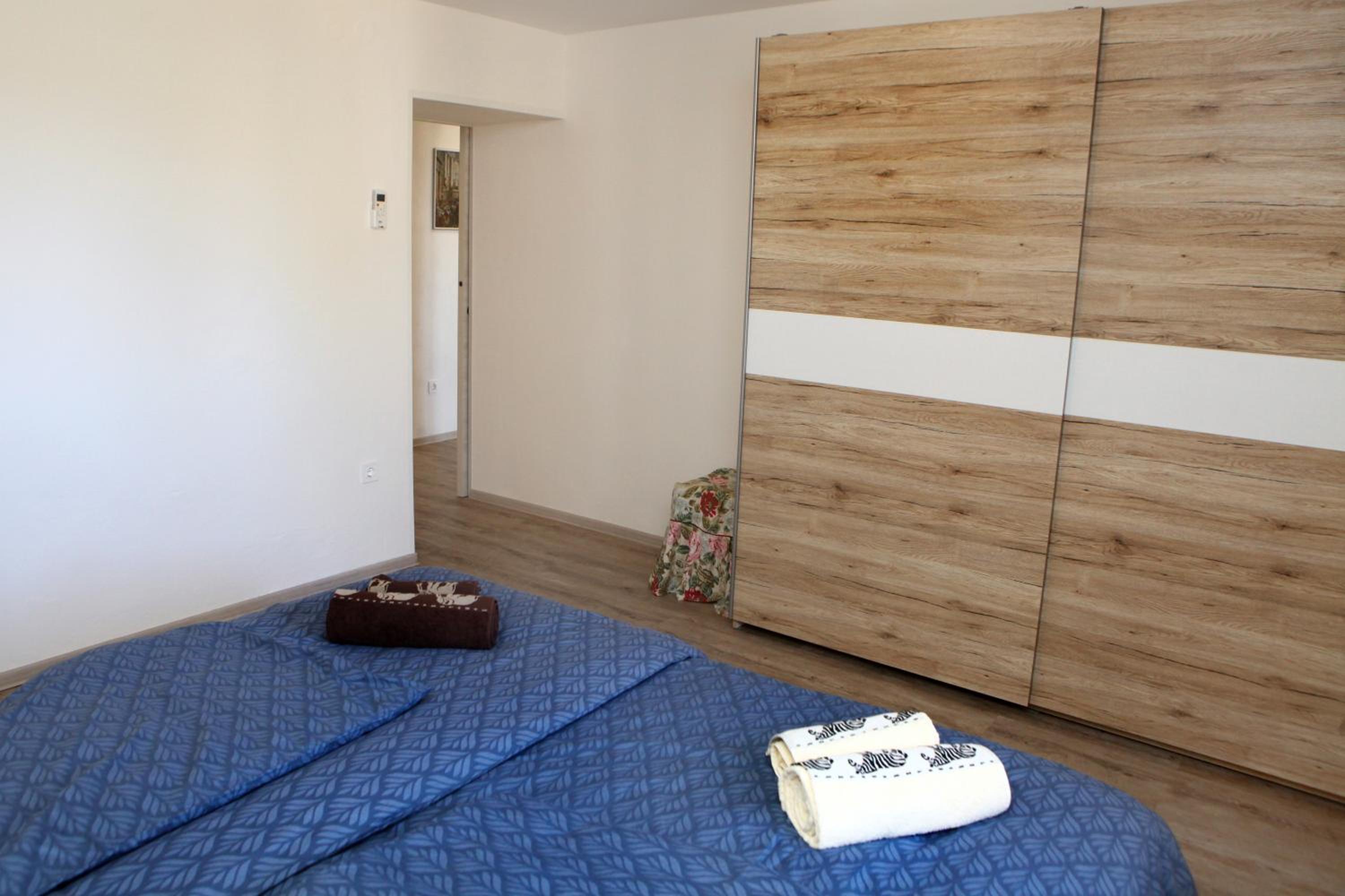 Three-Bedroom Apartment - Photo 23