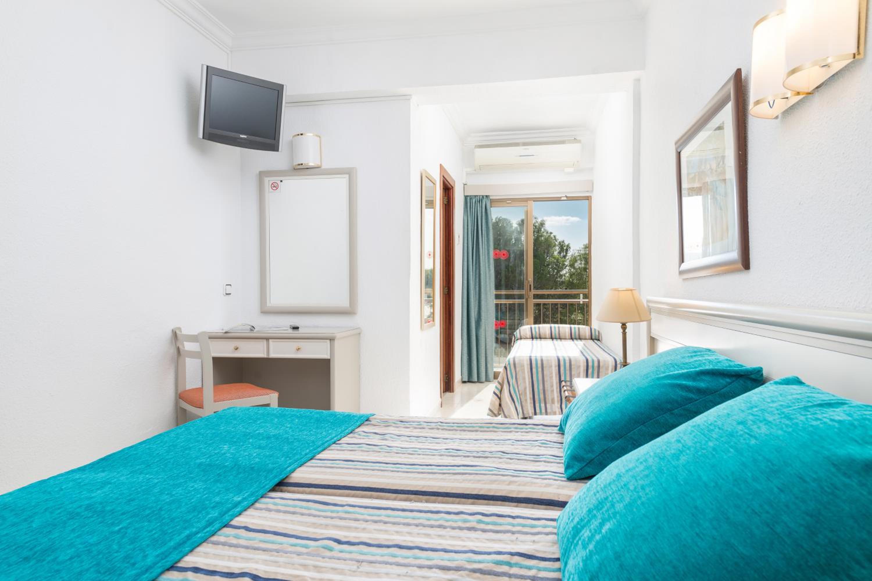 Triple Room With City View (2 Adults + 1 Child)