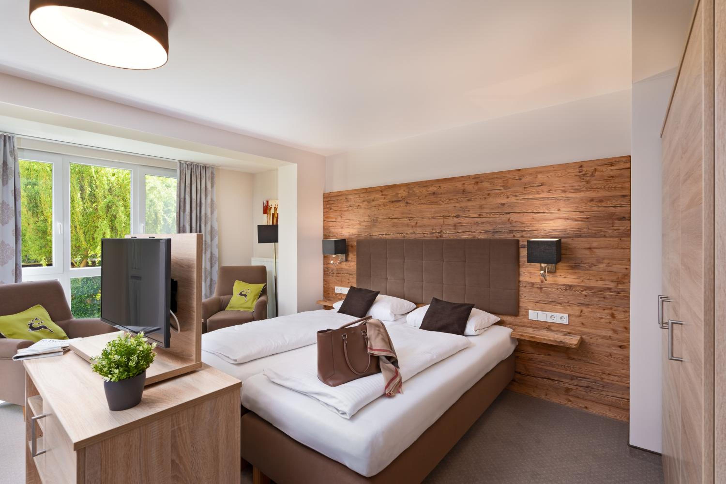 Deluxe Double Room - Photo 1