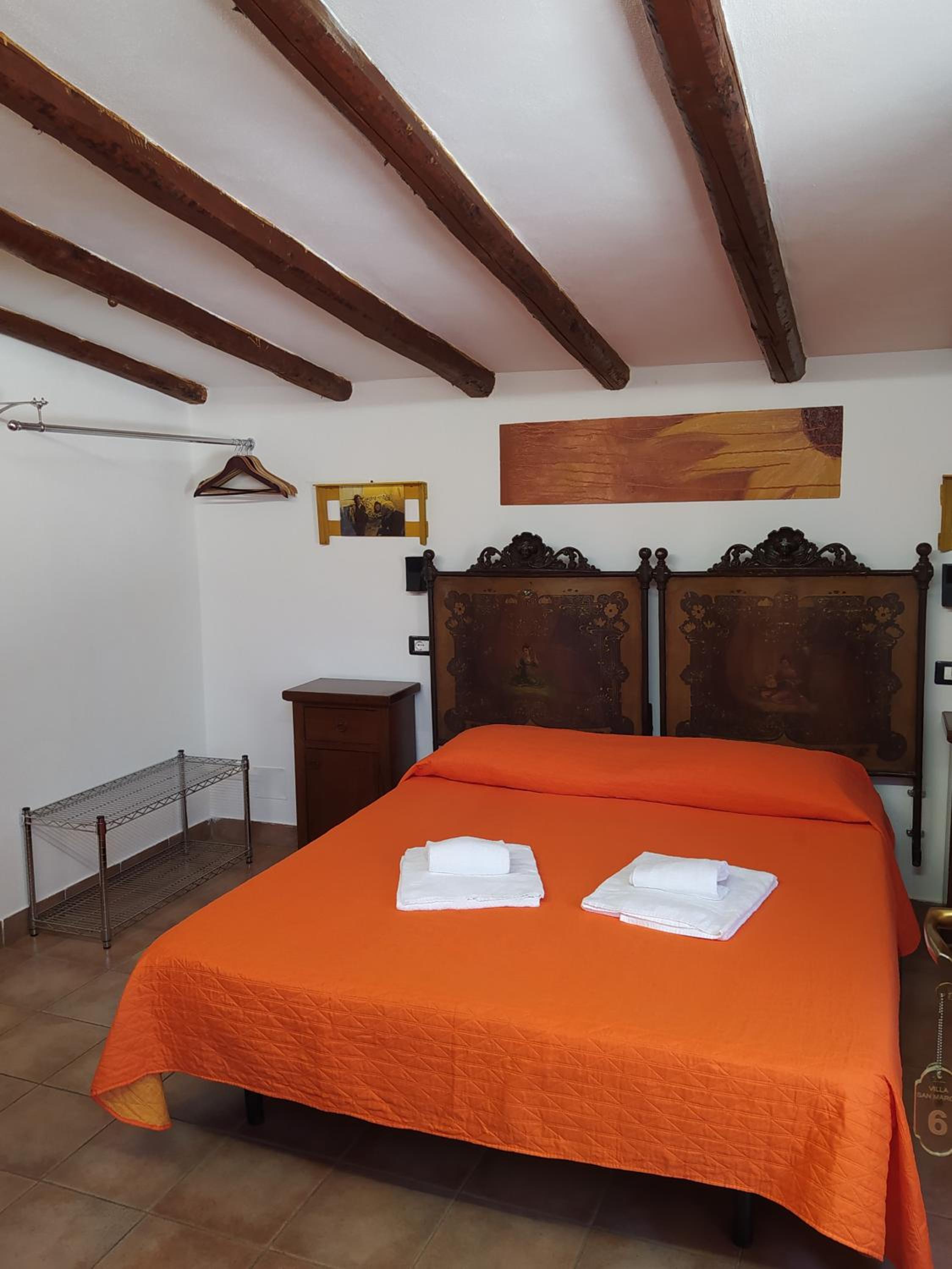 Economy Double Room - Photo 1