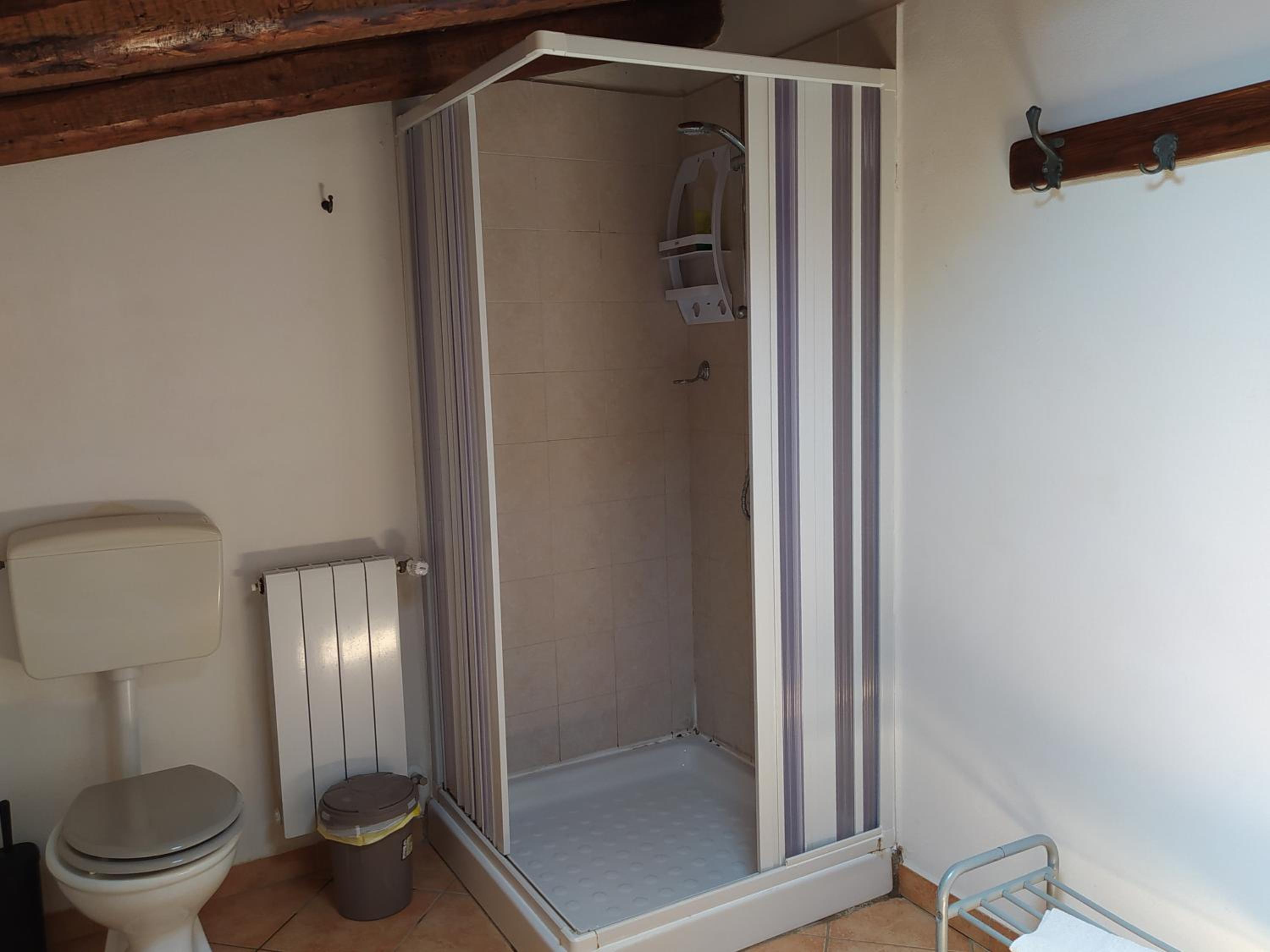 Studio Apartment photo 3