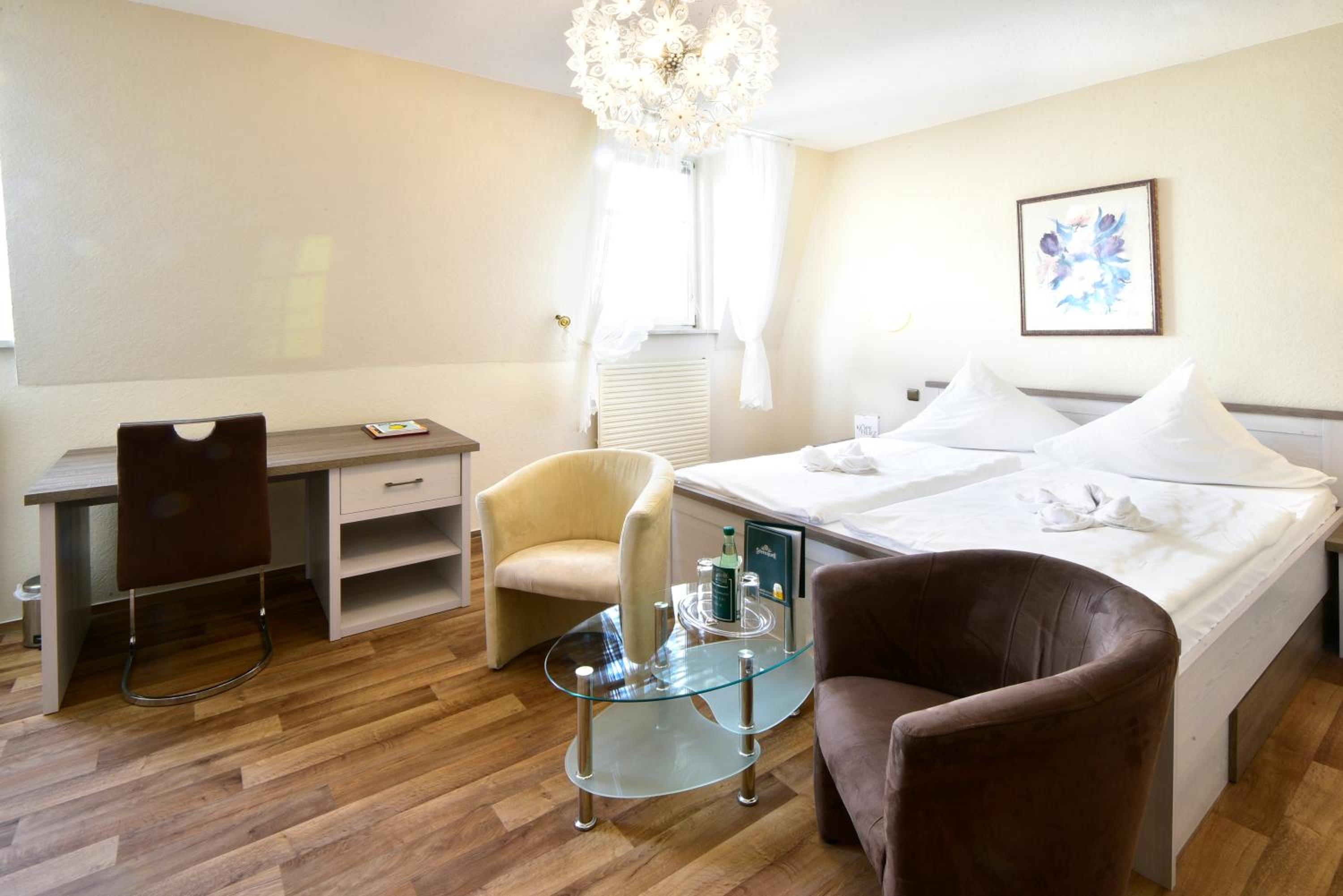 Double Room - Photo 3