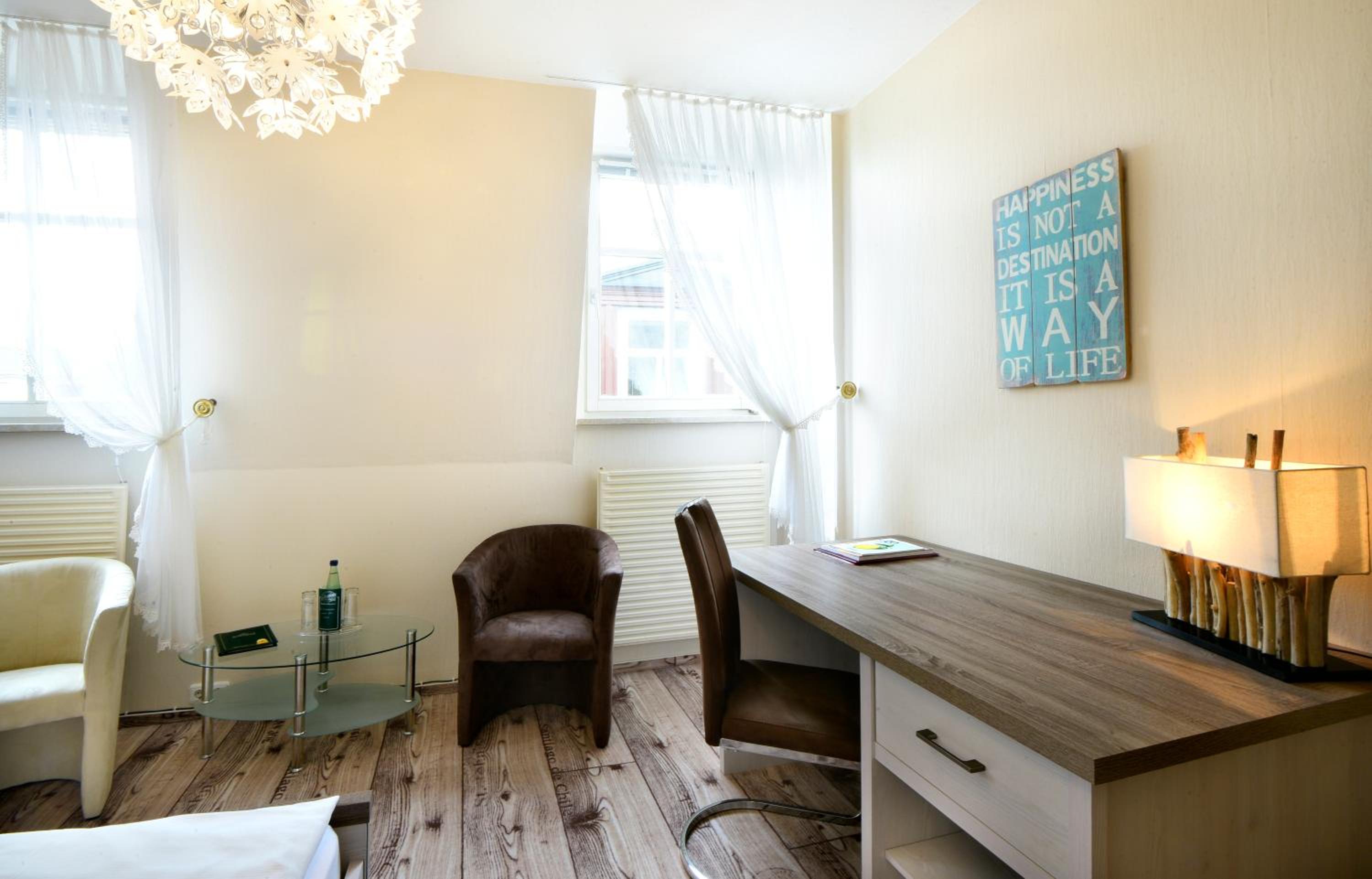 Double Room - Photo 5
