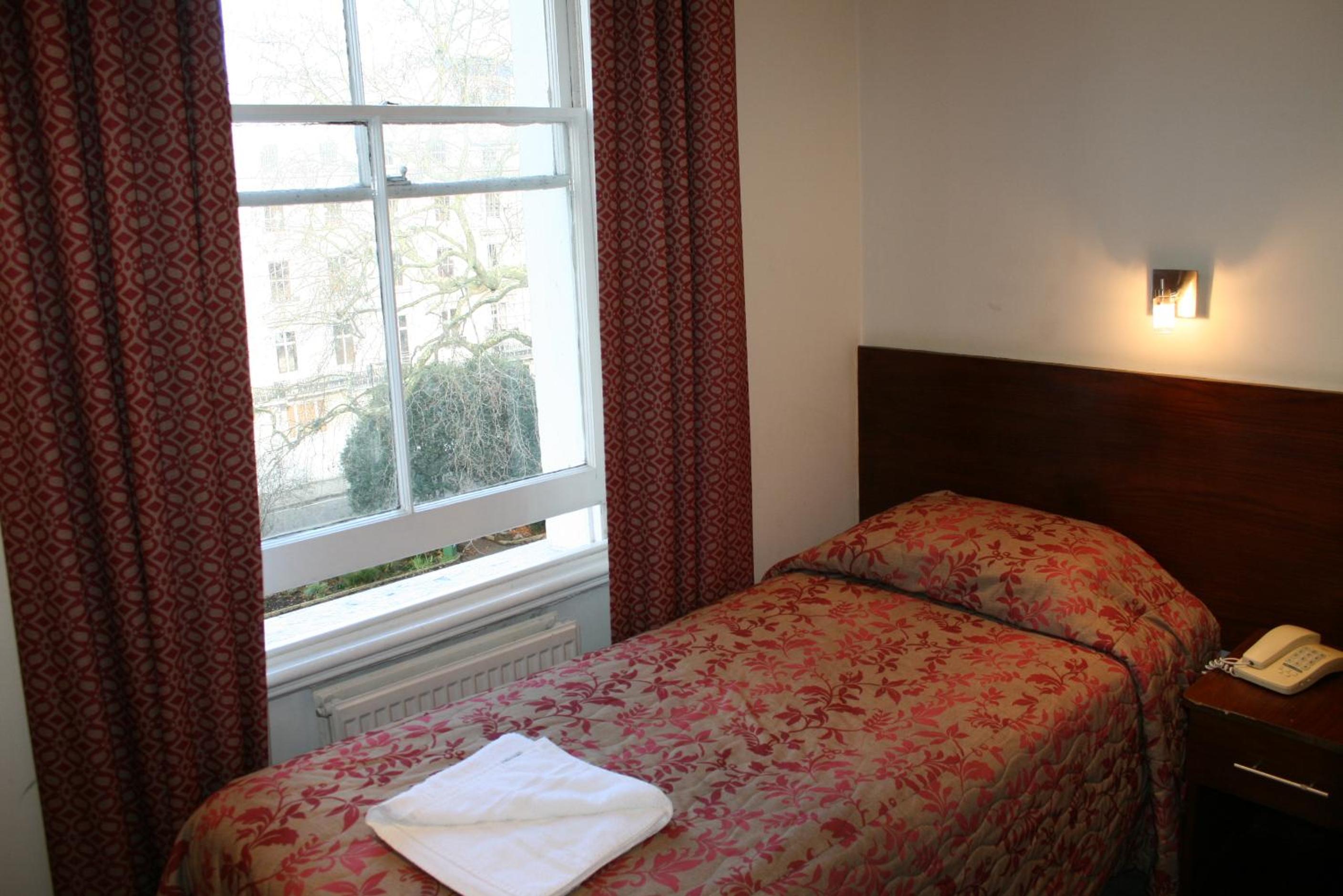 Single Room photo 1