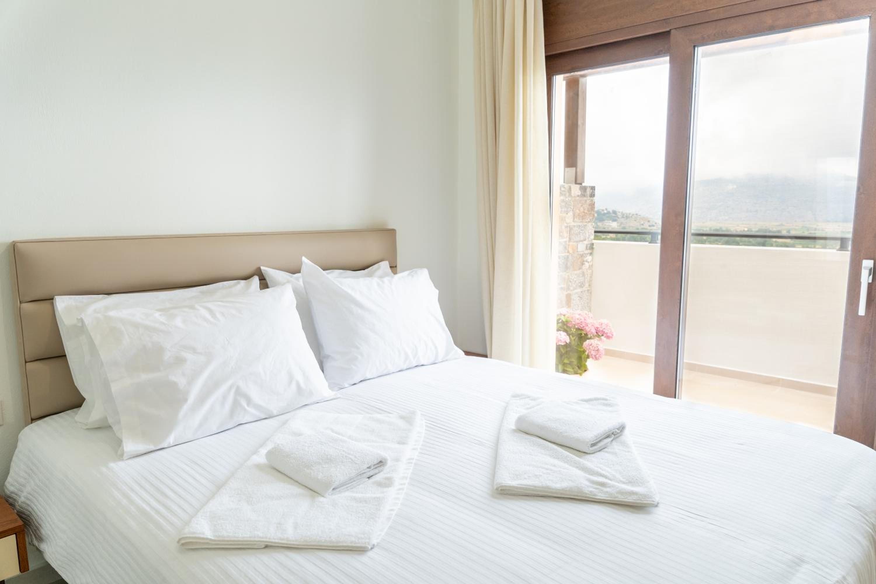 Deluxe Quadruple Room - Photo 7