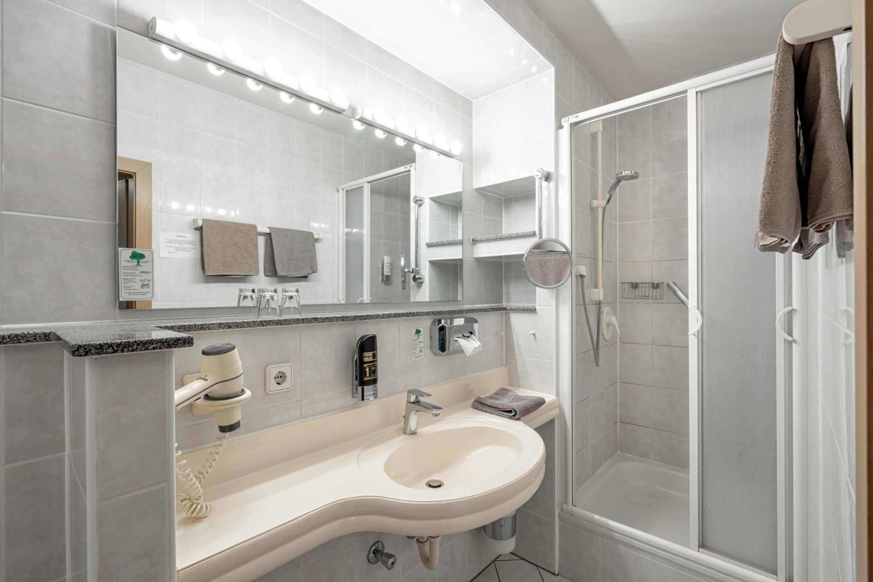 Premium Double Room - Photo 2
