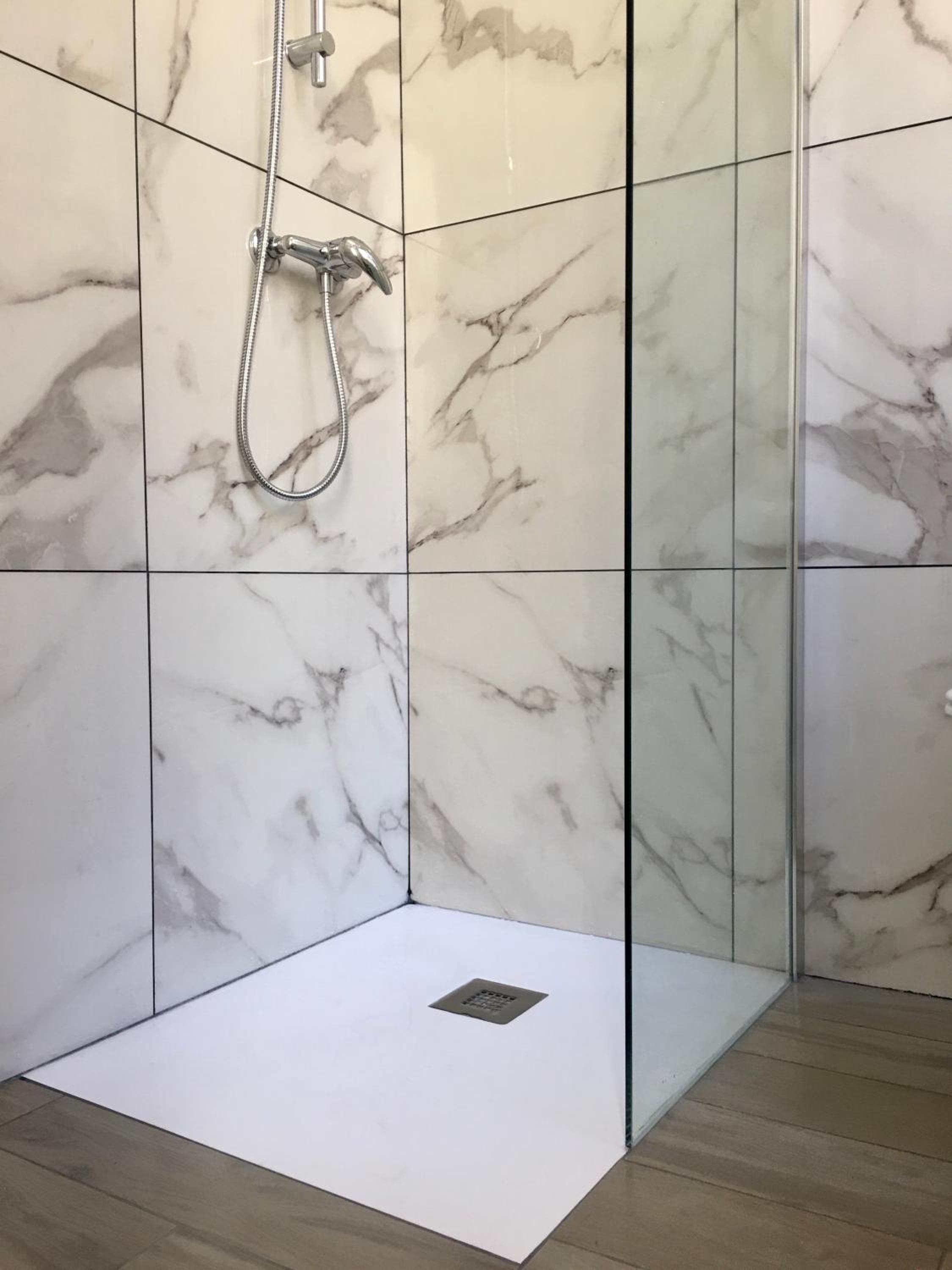 Apartment - Split Level - Photo 1