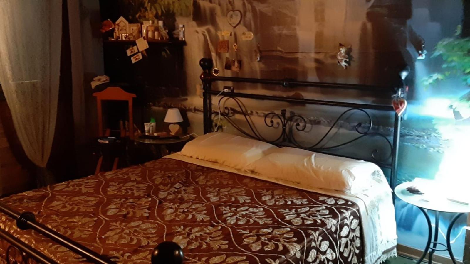 Double Room with Extra Bed - Photo 5