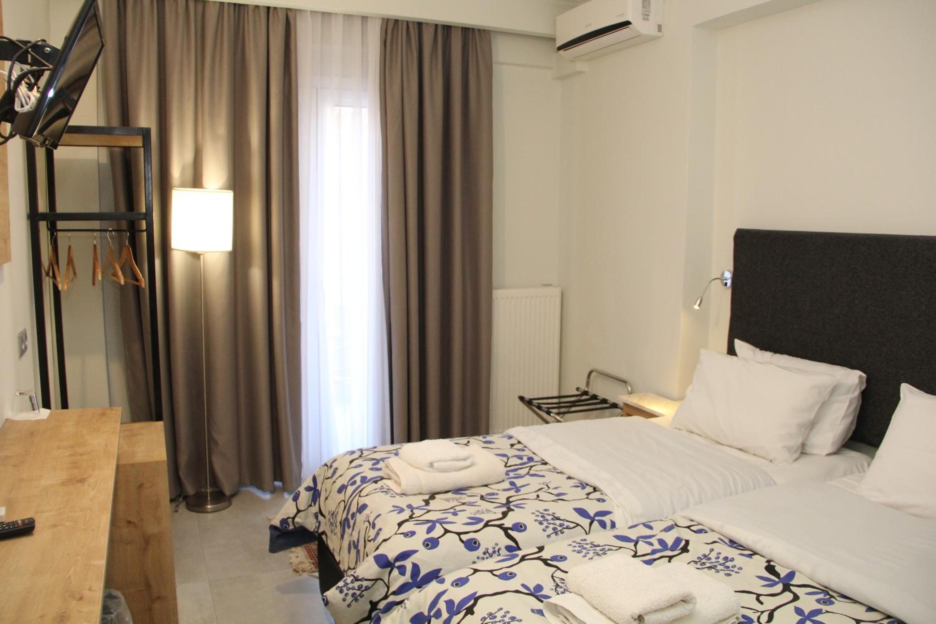 Economy Double or Twin Room - Photo 6