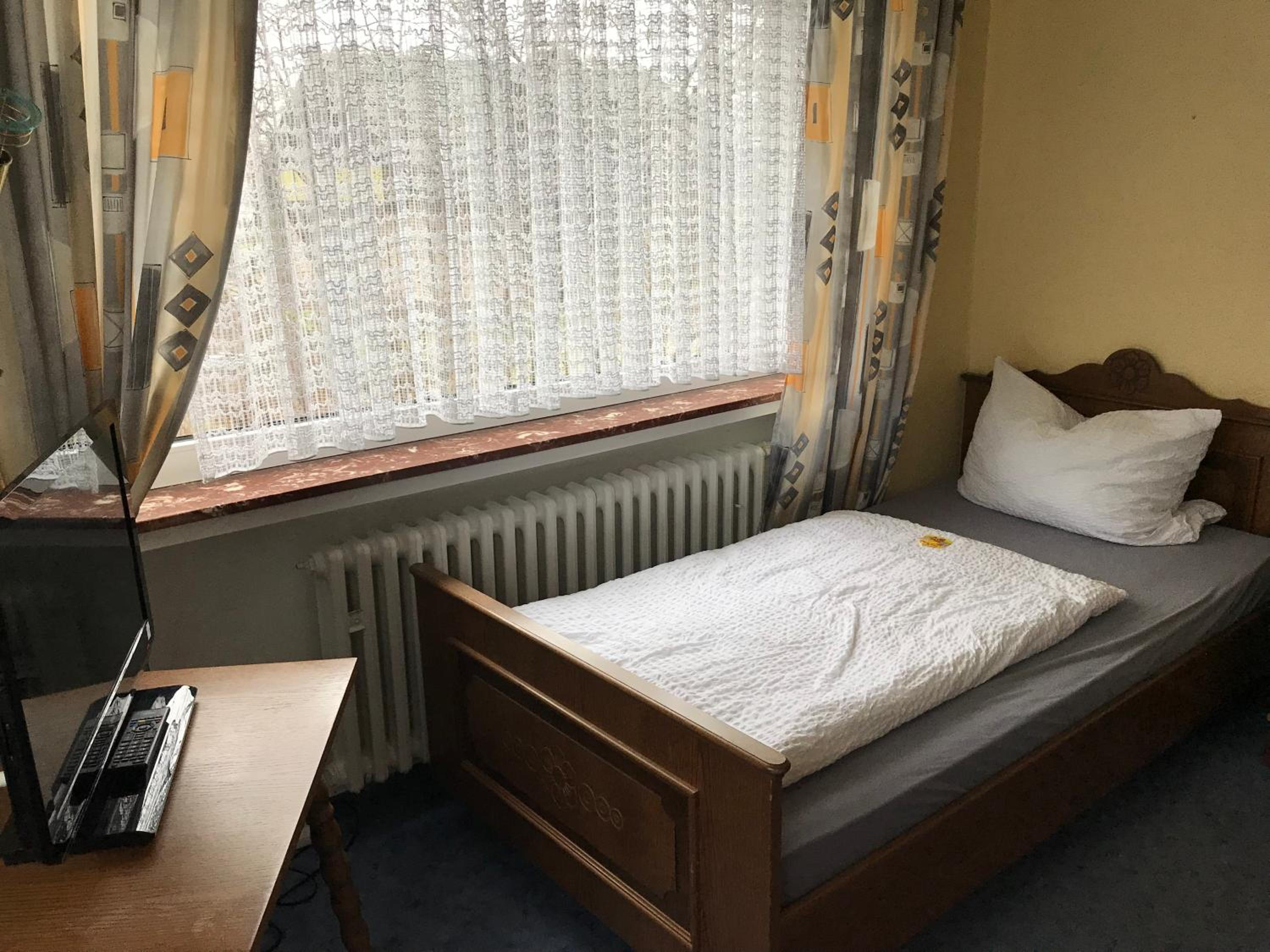 Single Room with Mountain View photo 1