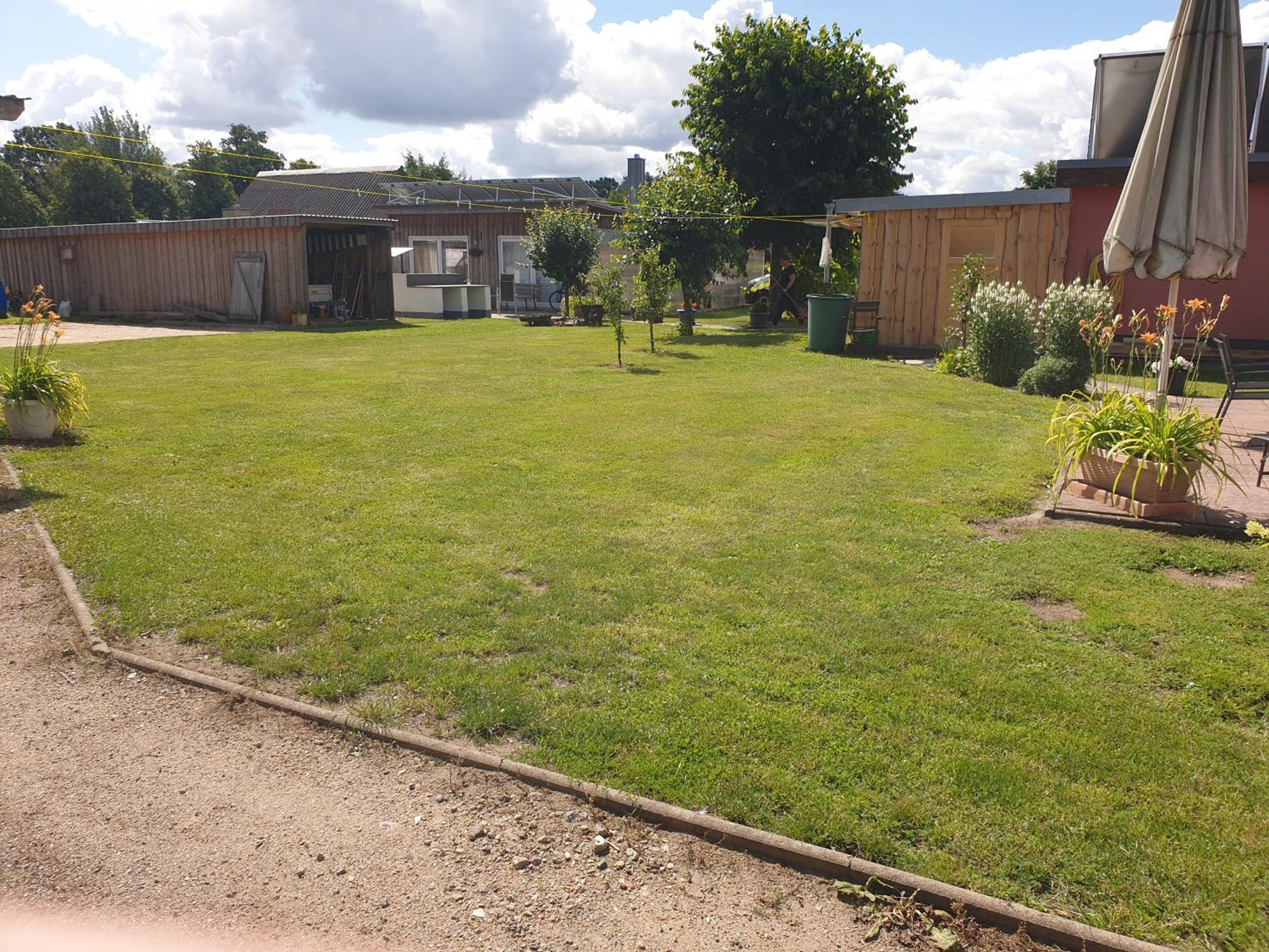 Three-Bedroom House photo 2
