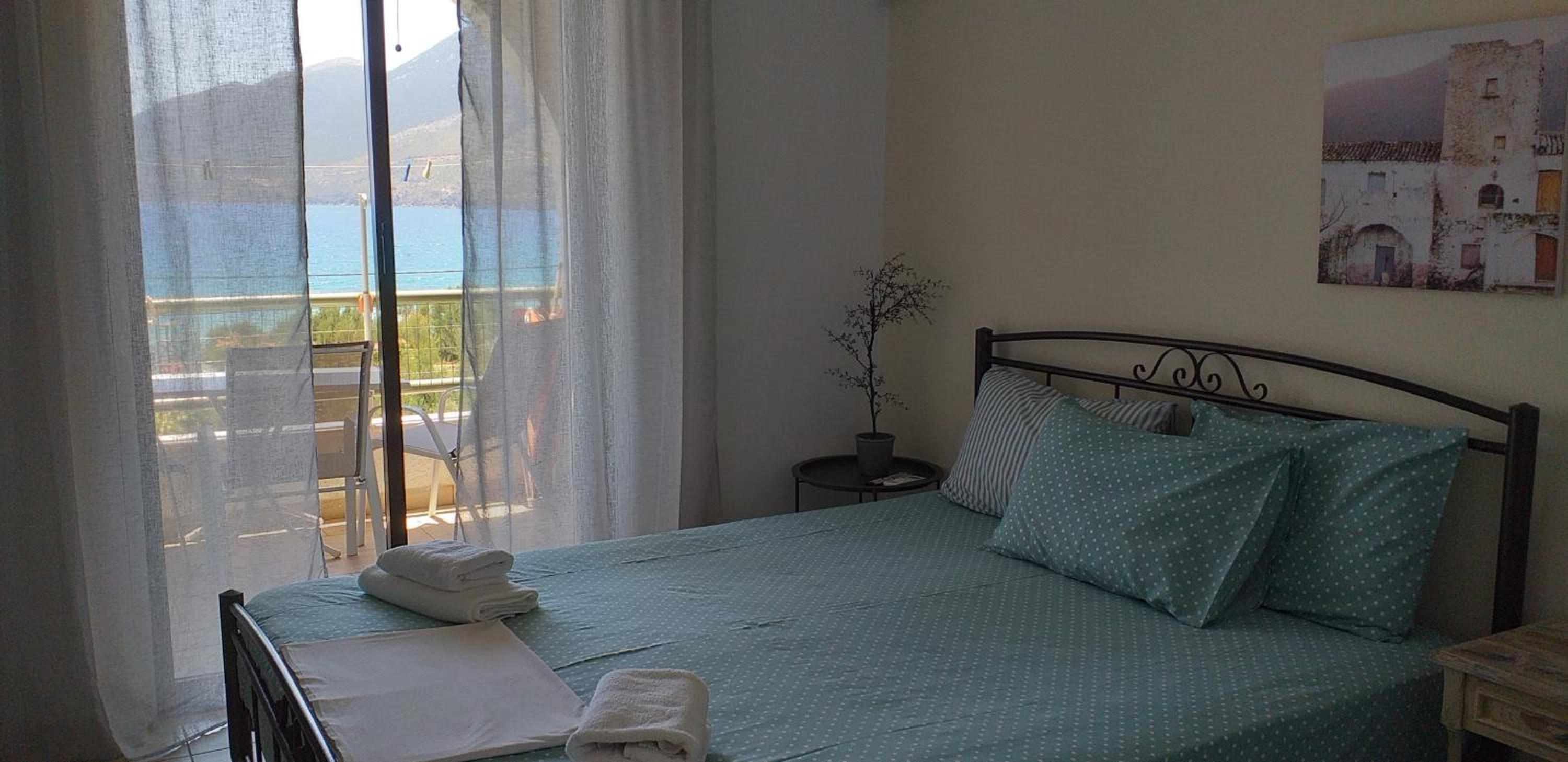 Studio Apartment with Sea View