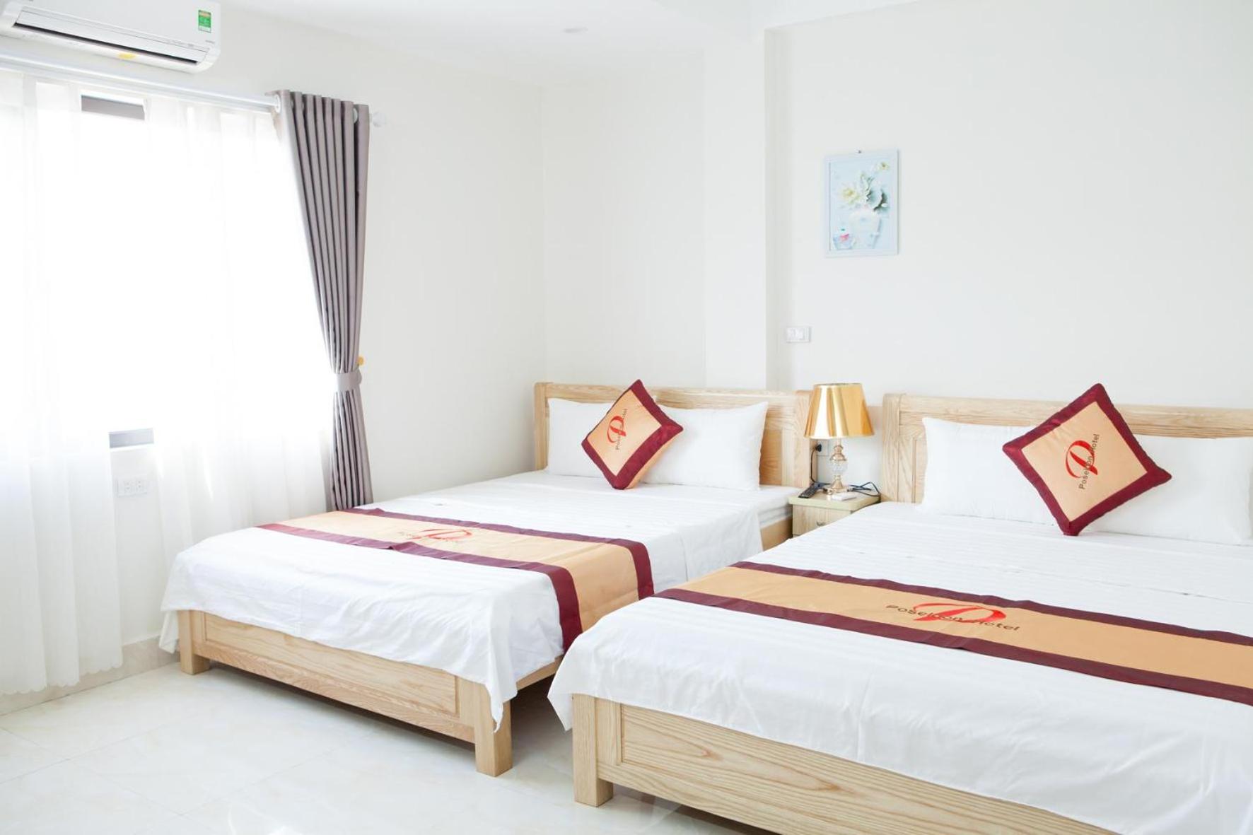 Quadruple Room with Private Bathroom